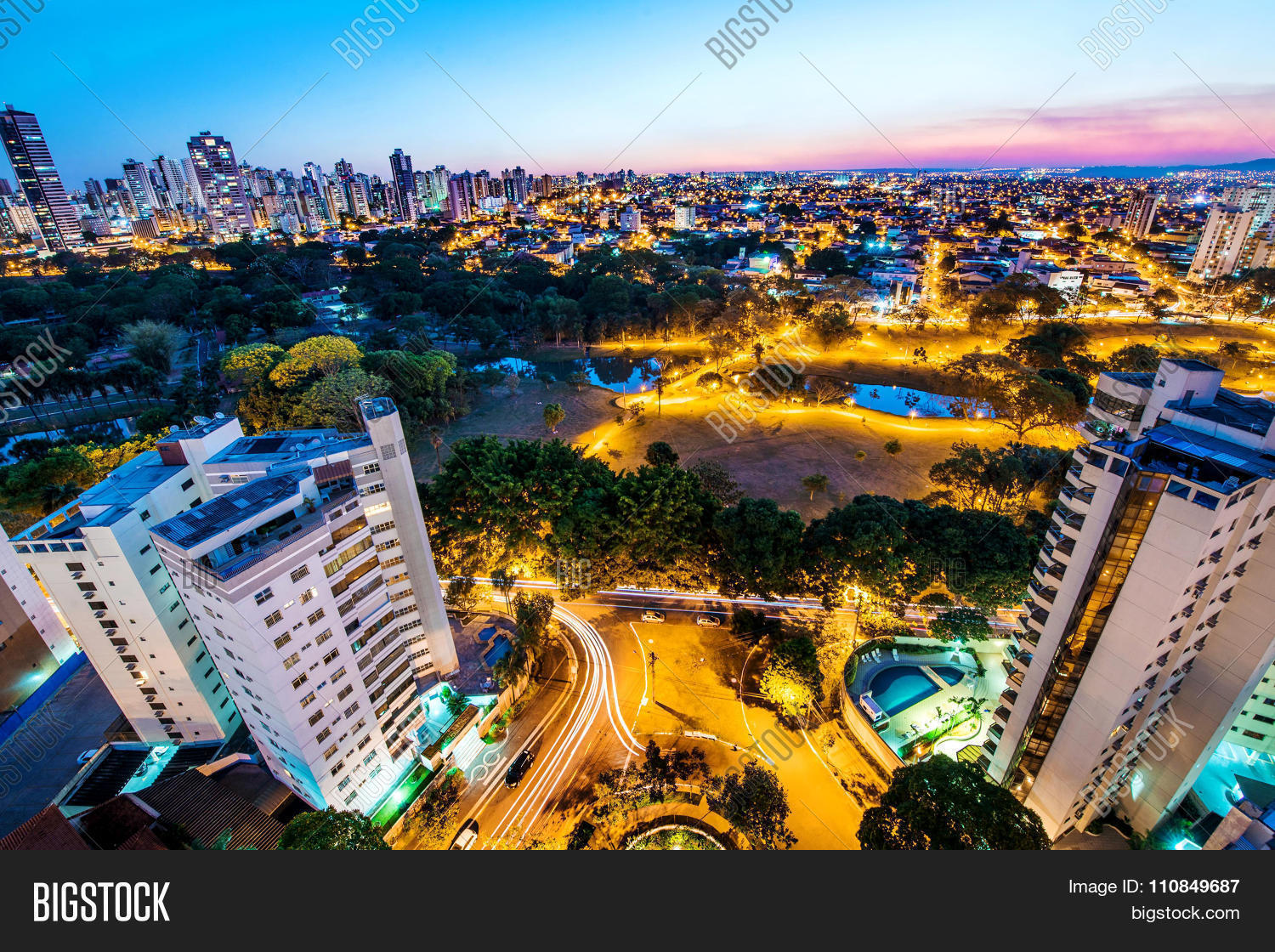 arborizado,arquitetura,aerea,brasil,brazil,centro-oeste,city,cosmopolita,espaço-urbano,goianiense,goiano,goias,goiania,horizonte,light,lightpaint,luzes,oeste,paisagem,parque,prédios,urbana,verde