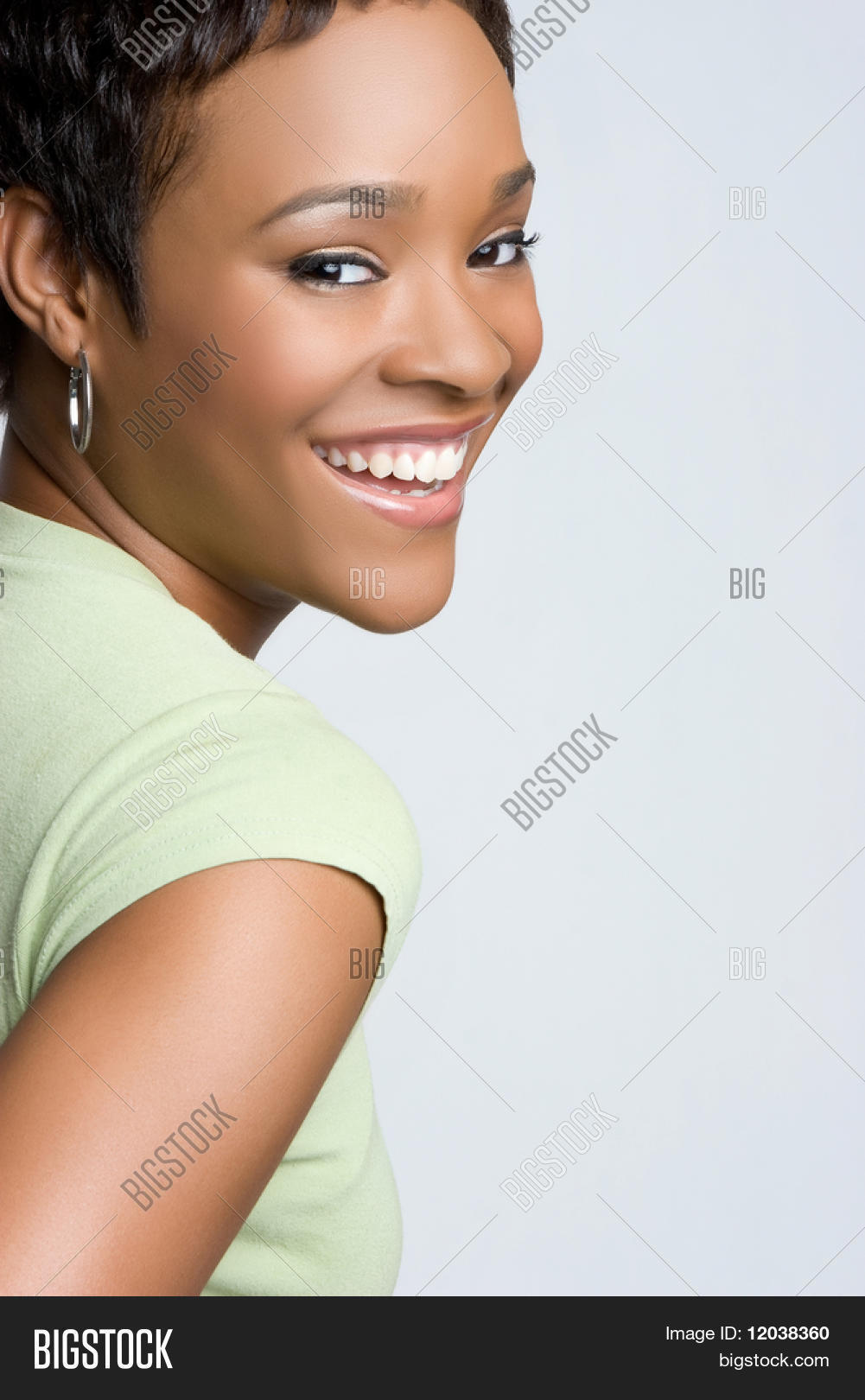 adult,african,african american,african american people,african american woman,african american women,american,attractive,background,beautiful,beautiful black woman,beautiful woman smiling,beauty,black,black model,black woman,casual,cheerful,close-up,closeup,copy,cute,ethnic,ethnicity,face,female,fun,girl,girls,gorgeous,gray,grey,grey background,hair,happiness,happy,joy,joyful,model,people,person,portrait,posing,pretty,short,smiling,space,teen,teenage,teenager,teen girl,woman,woman smile,woman smiling,women,young
