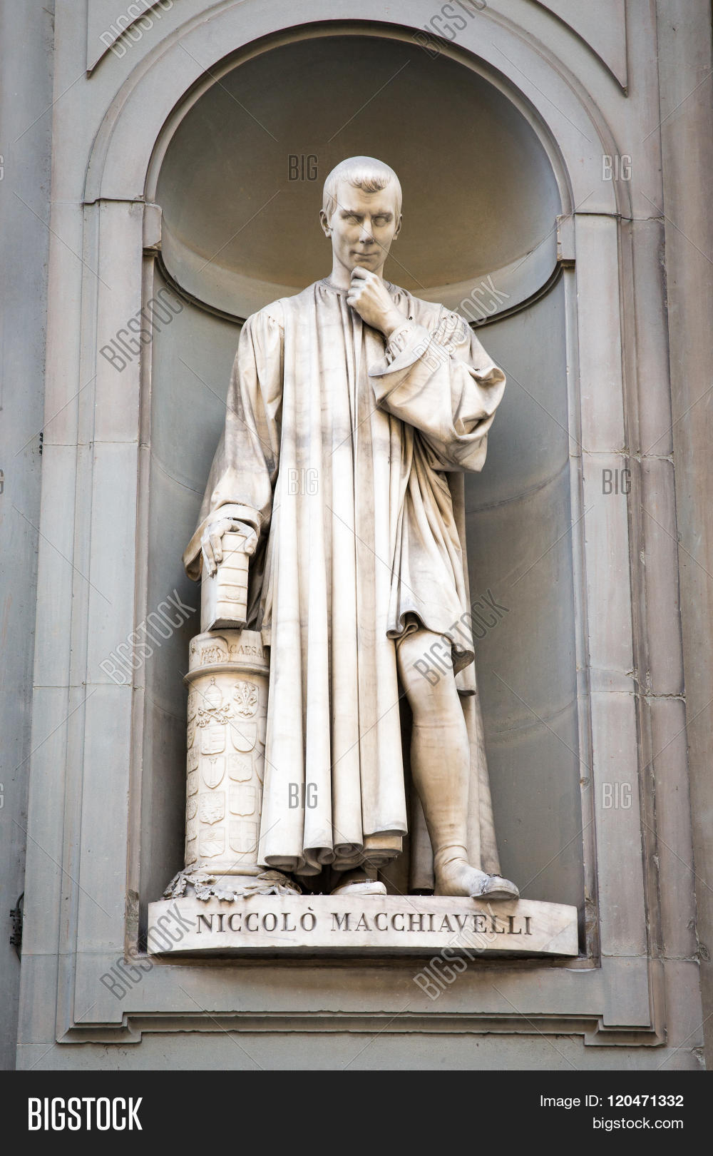 architecture,art,artist,culture,europe,european,famous,figure,firenze,florence,gallery,heritage,historical,italian,italy,landmark,machiavelli,machiavellian,marble,medieval,monument,niccolo,person,politician,politics,renaissance,sculpture,statue,stone,tourism,tuscany,uffizi,white