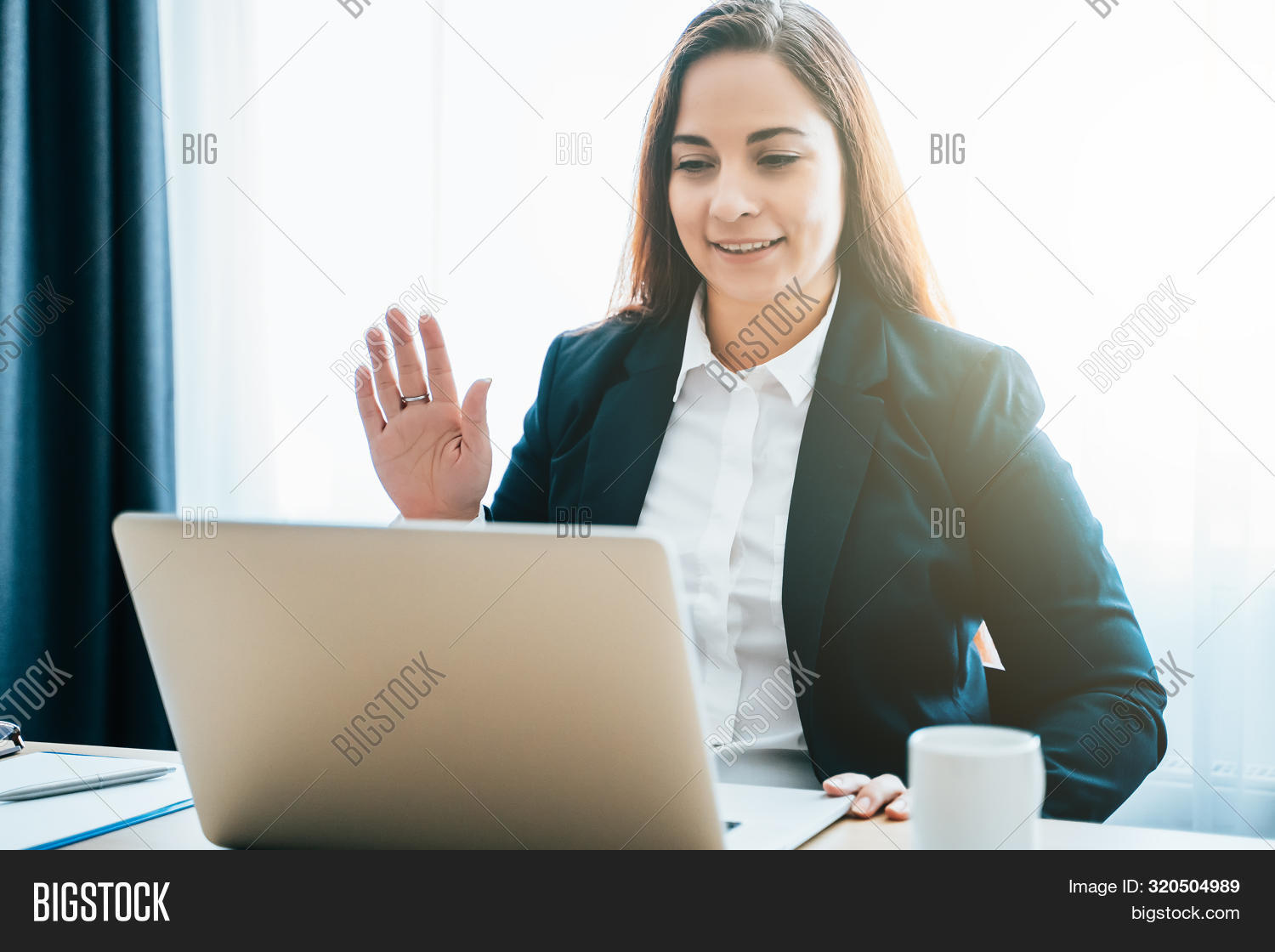 adult,app,application,blog,blogger,business,businesswoman,call,cam,casual,caucasian,channel,chat,coach,communication,conference,digital,distant,education,face,friend,happy,internet,interview,language,laptop,lifestyle,live,media,office,online,people,person,podcast,positive,school,seminar,smile,social,talking,teacher,training,tutor,video,videocall,vlog,web,webcam,webinar,woman