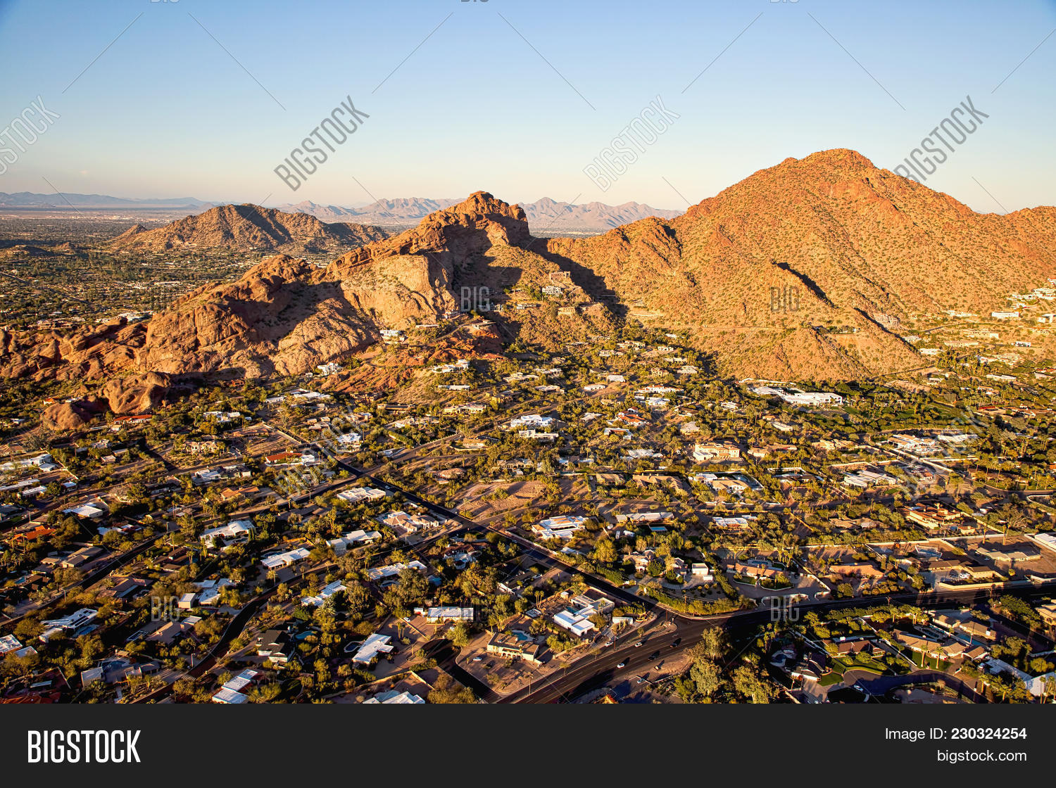 Camelback,McDowell,Mummy,Phoenix,Scottsdale,aerial,architecture,clear,desert,destination,elevated,evening,golden,hiking,homes,horizon,landscape,luxury,mountain,palms,pools,recreation,red,residential,ridge,rocks,scenic,sky,southwest,streets,sunset,swimming,tourism,trees,twilight,upscale