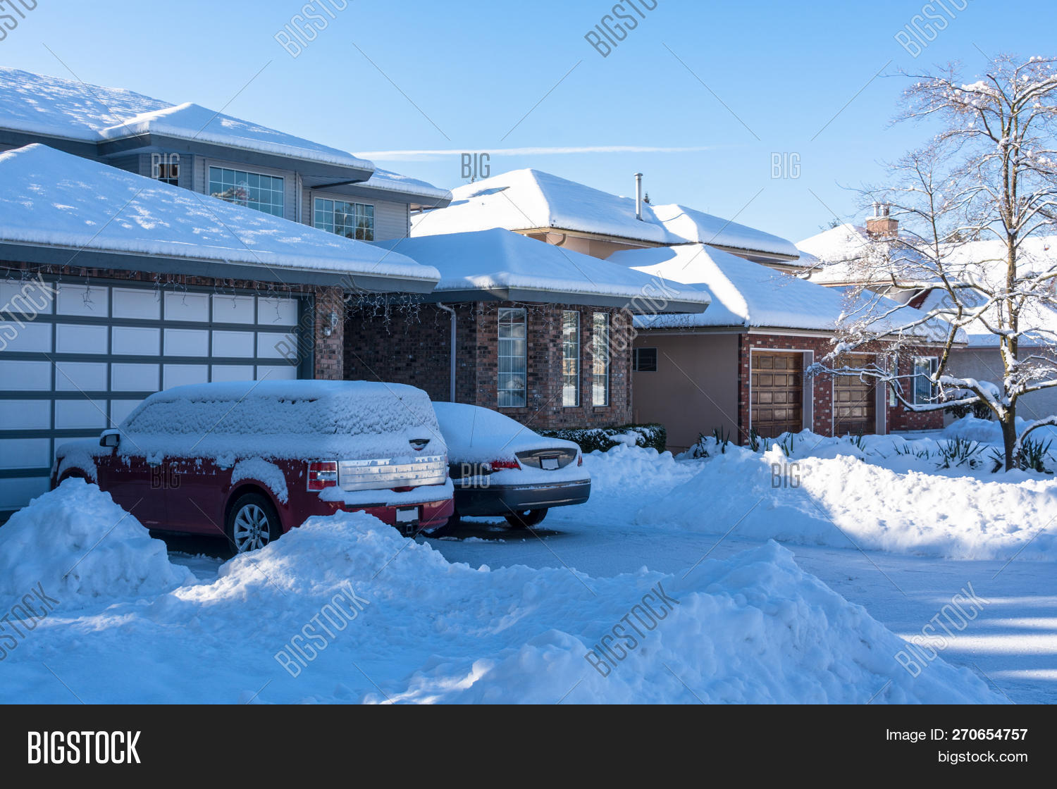 american,architecture,canadian,cars,cold,contemporary,detached,development,door,driveway,dwelling,entrance,estate,exterior,facade,family,freeze,front,frost,home,house,lookthrough,modern,mortgage,neighborhood,northern,outdoor,outside,plant,property,real,residence,roof,season,seasonal,single,sky,snow,snowy,step,suburb,suburban,transparent,tree,vehicle,way,weather,white,window,winter