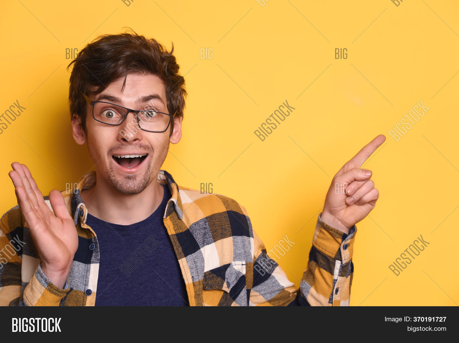 exited, 																					omg, 																					man, 																					pointing, 																					copy, 																					space, 																					yellow, 																					background, 																					amazed, 																					unexpected, 																					businessman, 																					unbelievable, 																					glasses, 																					eyeglasses, 																					face, 																					emotion, 																					surprised, 																					grimace, 																					european, 																					student, 																					portrait, 																					expression, 																					emotional, 																					business, 																					young, 																					handsome, 																					isolated, 																					index, 																					finger, 																					nerd, 																					incredible, 																					happy, 																					glad, 																					human, 																					smiling, 																					shock, 																					good, 																					news, 																					funny, 																					discount, 																					sale, 																					information, 																					wow, 																					reaction, 																					wonder, 																					text, 																					advertising, 																					suggestion, 																					offer, 																					success
