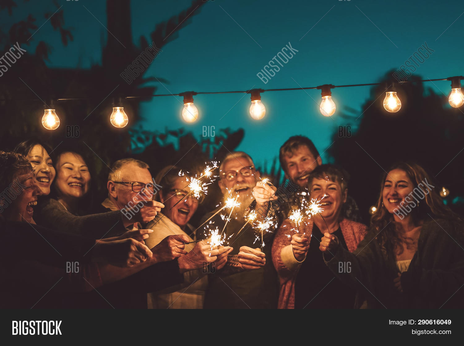 2020,adult,aged,asian,bar,birthday,celebrate,celebration,chinese,crowd,dinner,elderly,eve,family,feast,friends,friendship,fun,gathering,group,happy,hipster,holiday,home,laughing,lifestyle,light,men,millenial,millennial,multiracial,new,night,older,party,pensioner,people,restaurant,retirement,senior,smiling,social,spark,sparkler,summer,weekend,women,year,young,youth