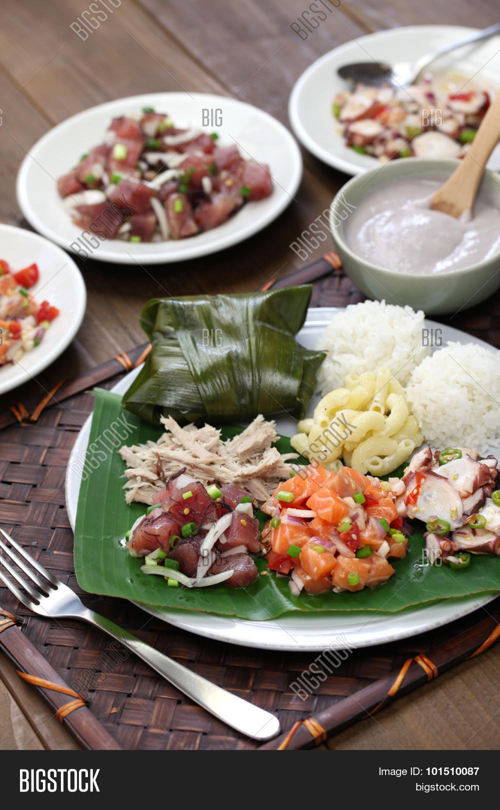 ahi,algae,appetizer,background,chopped,close,cooking,cuisine,diet,dinner,dish,food,fresh,gourmet,green,hawaii,hawaiian,healthy,homemade,kalua,lau,laulau,limu,lomi,lunch,macaroni,octopus,onion,plate,poi,poke,pork,raw,rice,salad,salmon,salt,sashimi,scoops,seafood,seaweed,tako,tartar,traditional,tuna,two,up,white