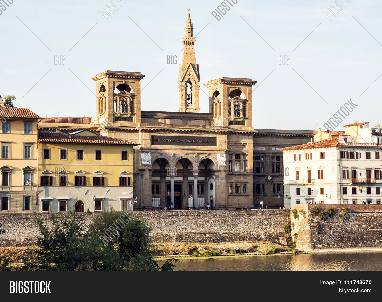ancient,antique,architectural,architecture,arno,artistic,attraction,biblioteca,building,central,centrale,cradle,croce,cultural,culture,destination,famous,fiorenza,firenze,florence,florentia,front,frontage,heritage,historical,history,italian,italy,landmarks,library,medieval,monument,national,nazionale,renaissance,renascence,river,santa,sights,sightseeing,symbol,tower,travel,travelling,tuscan,tuscany,unesco,urban,water