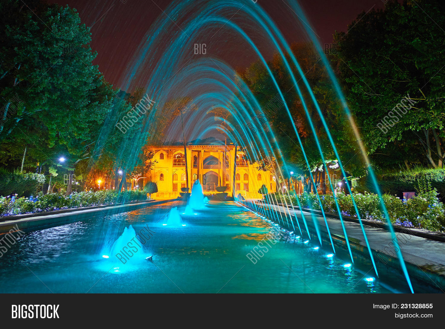 architecture,asia,behesht,building,city,cityscape,decoration,east,eastern,esfahan,evening,fountain,garden,hasht,house,illumination,iran,isfahan,islam,ispahan,iwan,landmark,lights,maidan,mansion,medieval,middle,muslim,night,old,palace,persia,pond,portal,reflection,royal,safavid,sightseeing,square,tile,tourism,travel,urban