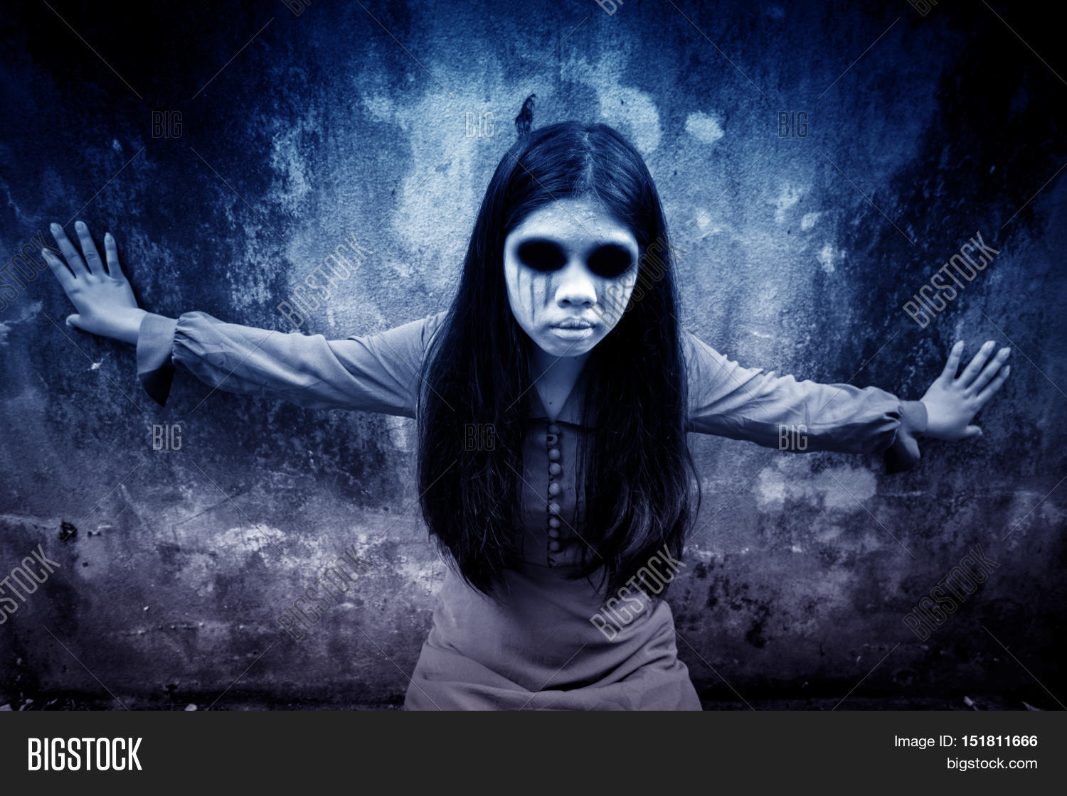 anger,anxiety,background,creepy,cruel,crying,dark,death,demon,devil,evil,exorcist,expressing,expression,face,fear,feelings,ghost,girl,halloween,haunted,hell,horror,loneliness,lonely,massacre,mental,movie,murder,nightmare,pain,people,person,portrait,possessed,poster,sad,scary,shock,sorcerer,spooky,stress,terrified,terror,violence,wall,wallpaper,witch,woman,zombie