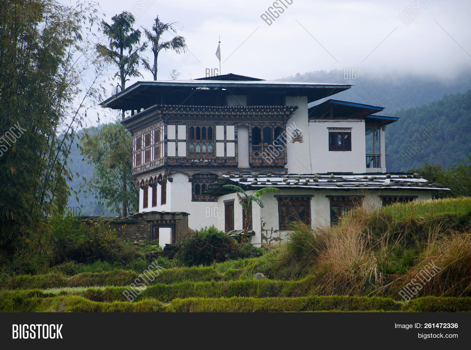 Bhutanese,Chimi,Lhakhang,Lobesa,ancient,architecture,art,asia,asian,bhutan,buddha,buddhism,buddhist,building,chorten,culture,dharma,disciple,green,historic,historical,holy,house,landmark,landscape,monastery,monk,mountain,nature,old,outdoor,pagoda,people,pilgrimage,place,punakha,religion,religious,sacred,scenery,sky,summer,temple,tibetan,tradition,traditional,travel,young