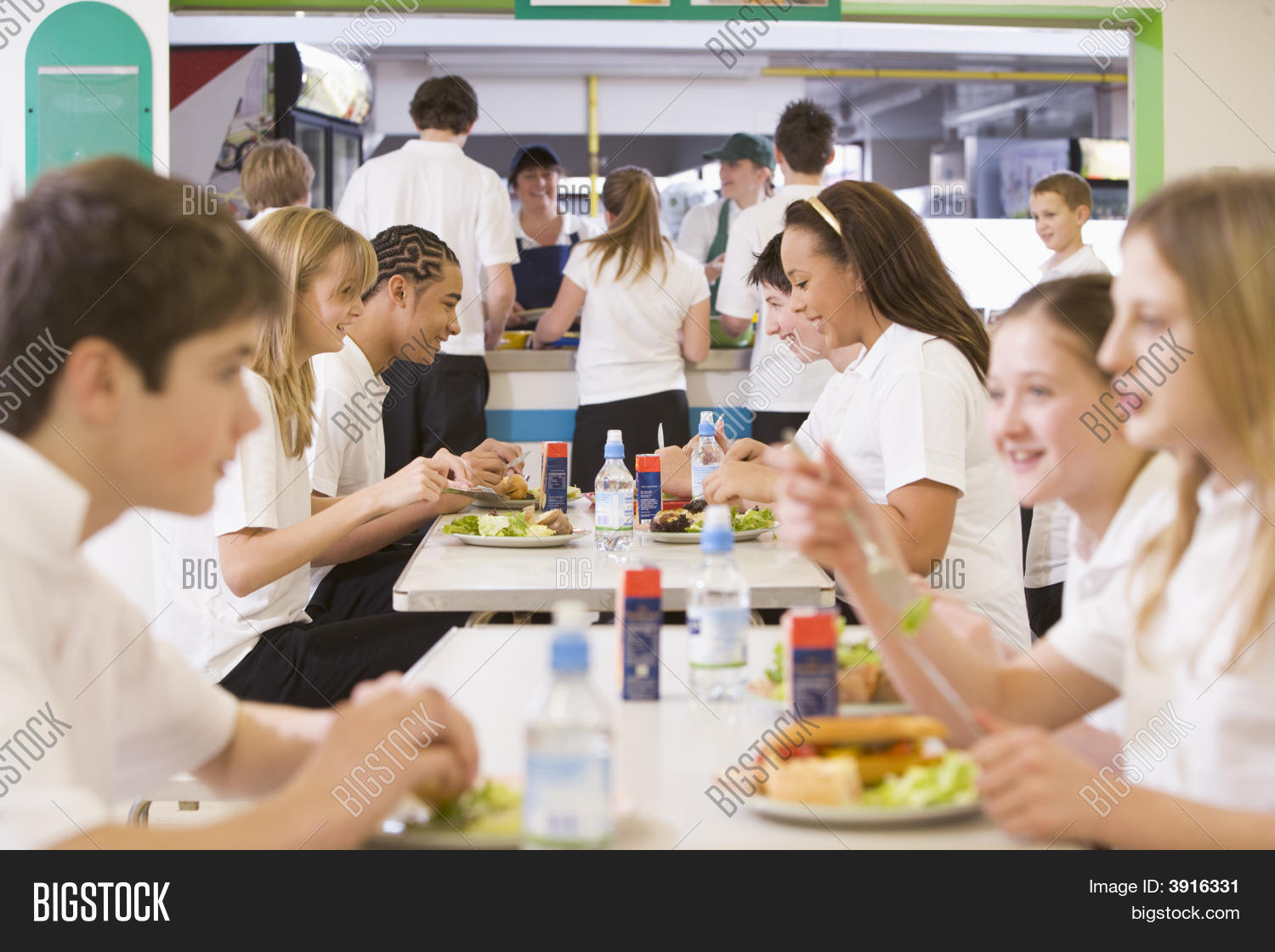 12-13,16-17,30-34,30s,40-44,40s,Academic,Adult,Adults,African,Age,Appearance,Attire,Background,Black,Boy,Boys,Break,Breaks,Brown,Cafeteria,Cafeterias,Canteen,Canteens,Caucasian,Child,Children,Classmates,Clothing,Cornrows,Dark,Day,Days,Daytime,Descent,Diet,Dining,Dinner,Diversity,Dressed,Eat,Eating,Educating,Education,Educational,Ethnic,Female,Females,Food,Foods,Forties,Friend,Friends,Friendship,Friendships,Girl,Girls,Group,Groups,Hair,Half,Half-length,Hall,Halls,Happiness,Happy,Healthy,High,high school students,Horizontal,In,Indoors,Integrated,Interior,Joy,Joyful,Joyous,Large,Learn,Learning,Length,Light,Lunch,Lunches,Lunchroom,Lunchrooms,Male,Males,Mature,Mid,Mid-adult,Mid-adults,Middle,middle school students,Multi,Multiracial,Pattern,Patterns,People,Person,Pre-Adolescent,Pre-Adolescents,Pupils,Racial,Refectory,Room,Rooms,School,school lunch,Schools,Secondary,Series,Smile,Smiles,Smiling,Student,Students,Teen,Teenage,Teenager,Teenagers,Teens,The,Thirties,Tween,Tweens,Tweeny,Uniform,Uniformly,Up,Waist,Woman,Women,Years,Young,Youth
