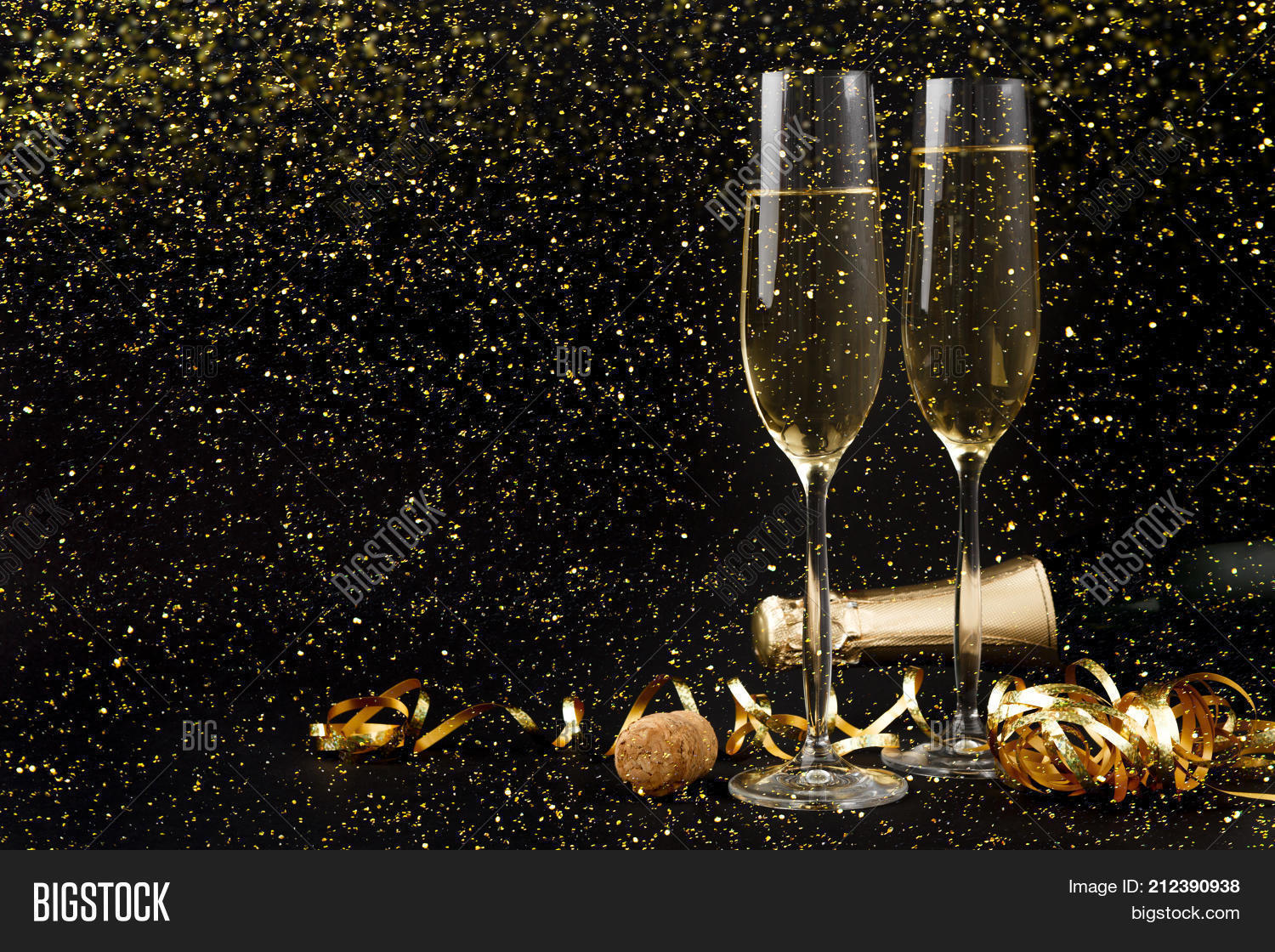2018,alcohol,anniversary,backdrop,background,beverage,birthday,black,bottle,card,celebrate,celebration,champagne,christmas,closeup,copy,cork,drink,fizzy,flute,fun,glass,glitter,gold,golden,greeting,happy,holiday,ice,luxury,mockup,new,object,party,path,prepare,ribbon,space,sparkling,symbol,tinsel,uncork,wine,wineglass,winter,xmas,year