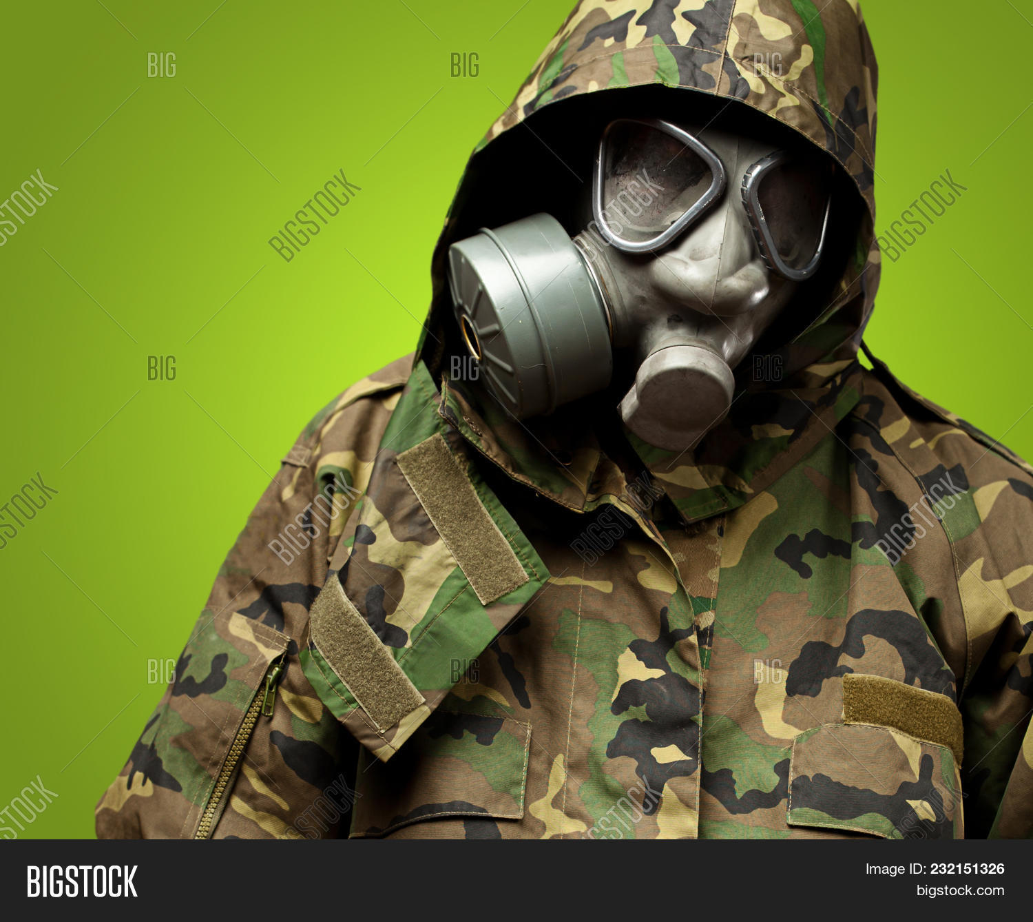 adult,ammunition,anger,angry,arm,armed,armor,army,clothing,combat,conflict,costume,cross,effort,fight,fighter,force,game,gas,green,hazard,isolated,male,man,military,officer,one,people,person,pollution,power,protection,role,safety,security,shot,soldier,special,strength,swat,vest,violence,war,warrior,weapon