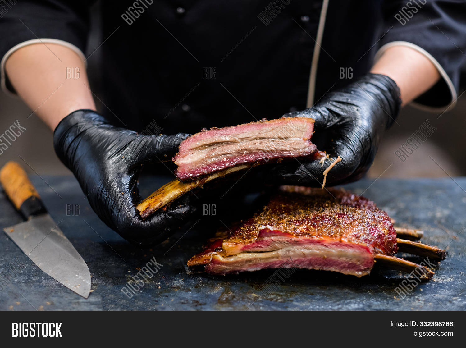 adult,american,barbecue,barbeque,bbq,beef,black,chef,class,closeup,cooking,course,cuisine,culinary,delicious,delivery,dish,fat,food,gloves,grill,hands,kitchen,low,male,man,master,meal,meat,menu,method,oak,people,person,recipe,restaurant,ribs,roasted,school,slow,smoked,steakhouse,technique,texas,traditional,unrecognizable,wood