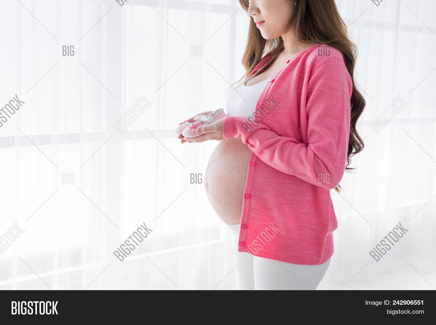 abdomen,anticipation,asia,asian,baby,belly,care,chinese,closeup,clsoe,conceive,curtain,expectant,expecting,female,gravidity,hand,happy,home,house,japanese,living,love,maternity,mom,mother,motherhood,parent,parenthood,people,pregnancy,pregnant,prenatal,room,shoes,small,stand,stomach,touch,tummy,up,waiting,white,window,woman,young