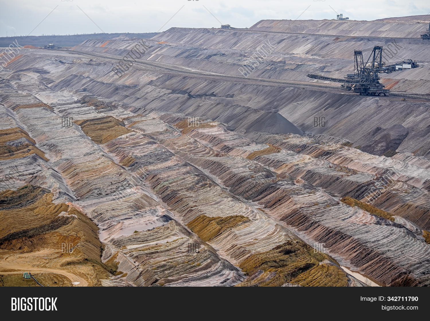 alternative,brown,business,carbon,coal,construction,crane,digging,energy,engine,environment,equipment,excavation,exploration,factory,fossil,fuel,grey,ground,industrial,industry,large,loader,machine,mine,minerals,mining,no,oilfield,open-pit,opencast,outdoor,person,pollution,quarry,sand,site,soil,steel,stone,technology,transport,vehicle