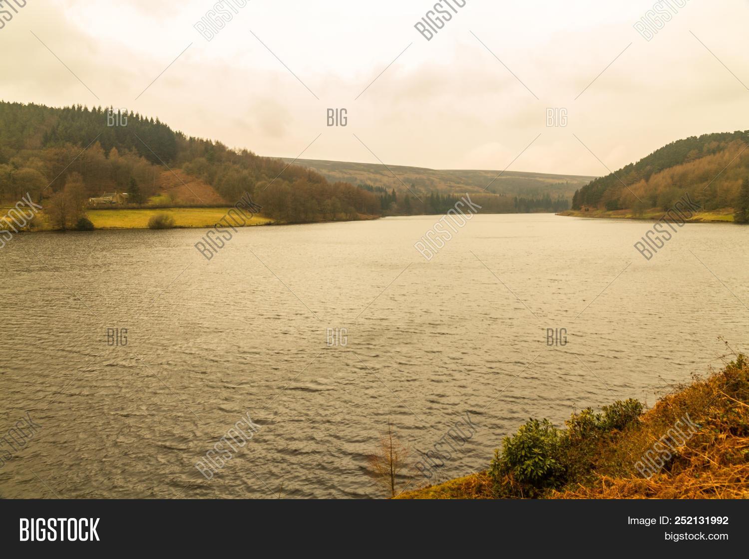 Ladybower Reservoir In Derbyshire 252131992 Image Stock Photo