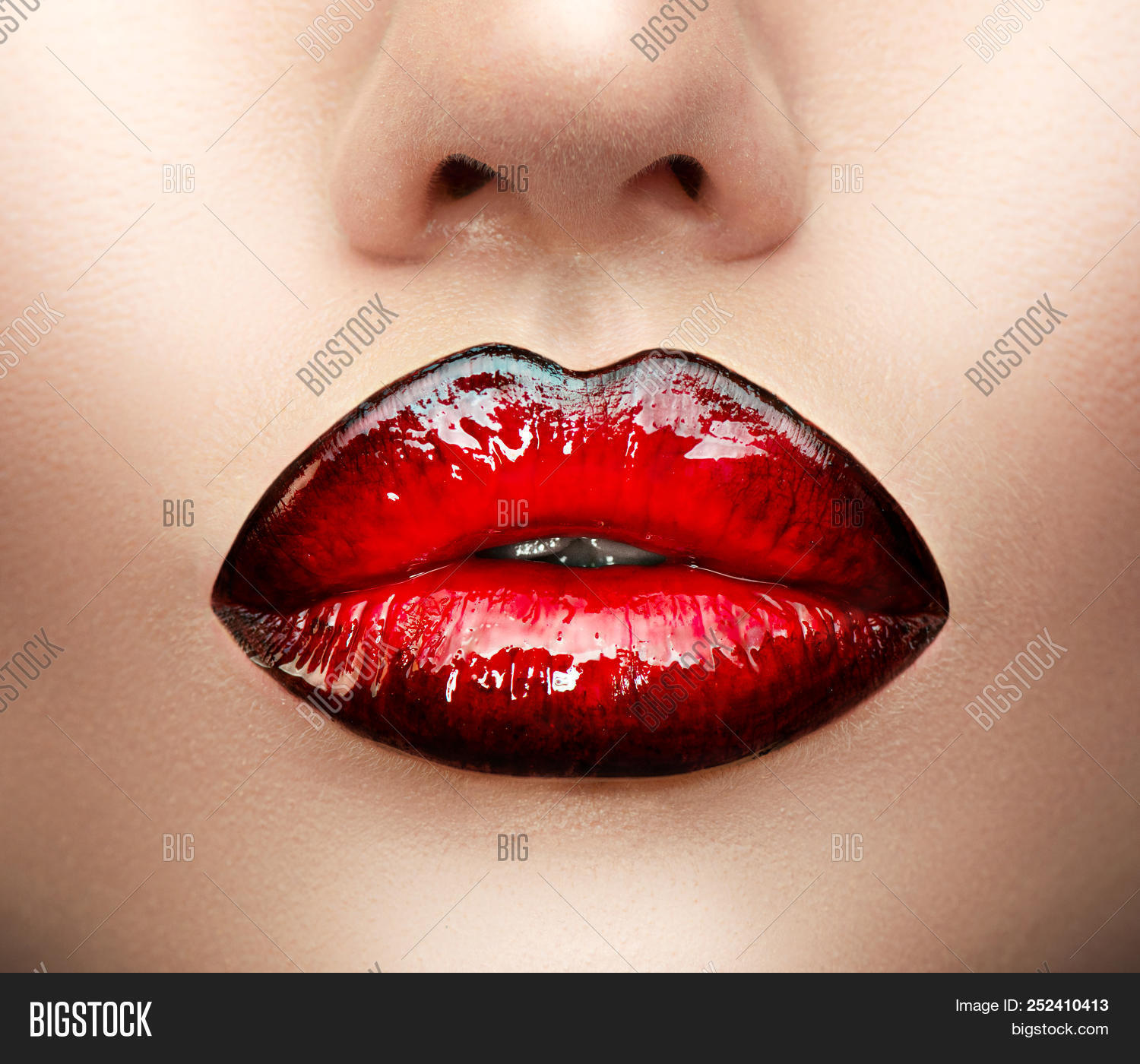 art,artist,beautiful,beauty,black,bright,close,closeup,color,colorful,colour,colourful,cosmetics,creative,dark,face,fashion,fashion make up,girl,glamour,glitter,glittering,gloss,glossy,gradient,lips,lipstick,luxury,make,make up,make-up,makeup,makeup artist,model,mouth,part,party,professional,red,sample,sexy,shine,shiny,sparkly,stylish,trends,trendy,up,woman