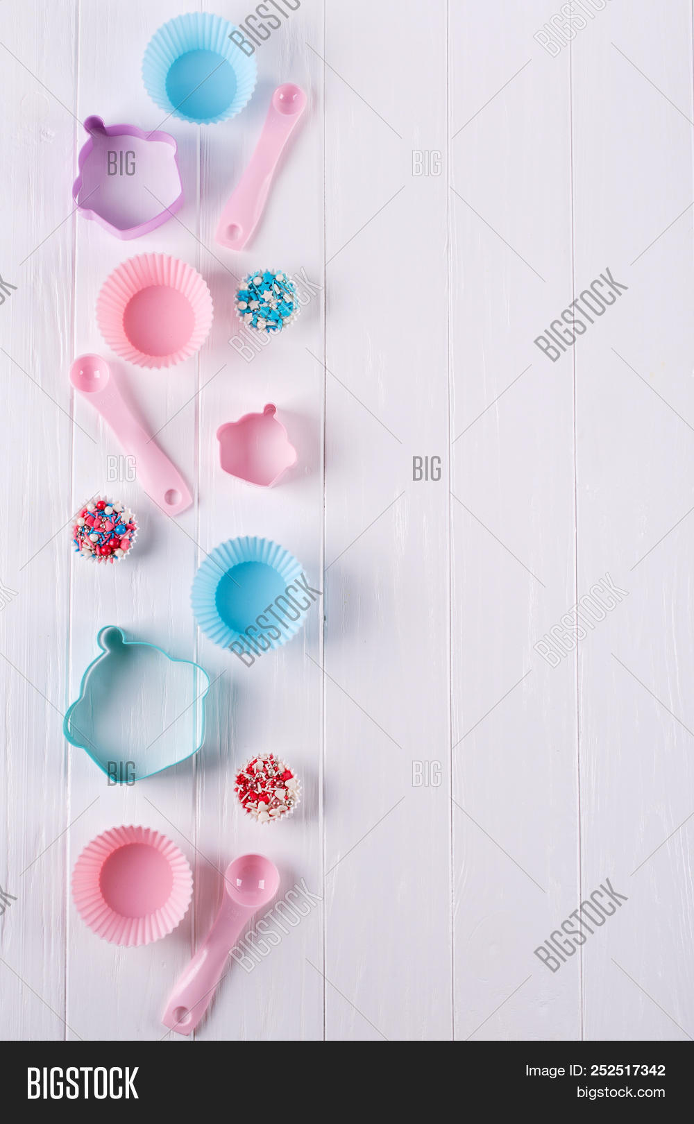 background,bake,bakery,bakeware,baking,blue,bowl,cake,christmas,colorful,cook,cookie,cooking,copy,cuisine,culinary,cutter,decoration,dessert,easter,equipment,flour,food,homemade,ingredient,kitchen,kitchenware,making,menu,pastel,pastry,pattern,pin,pink,recipe,rolling,silicone,space,spoon,sprinkles,sugar,sweet,table,tool,top,utensils,whisk,white,wood,wooden
