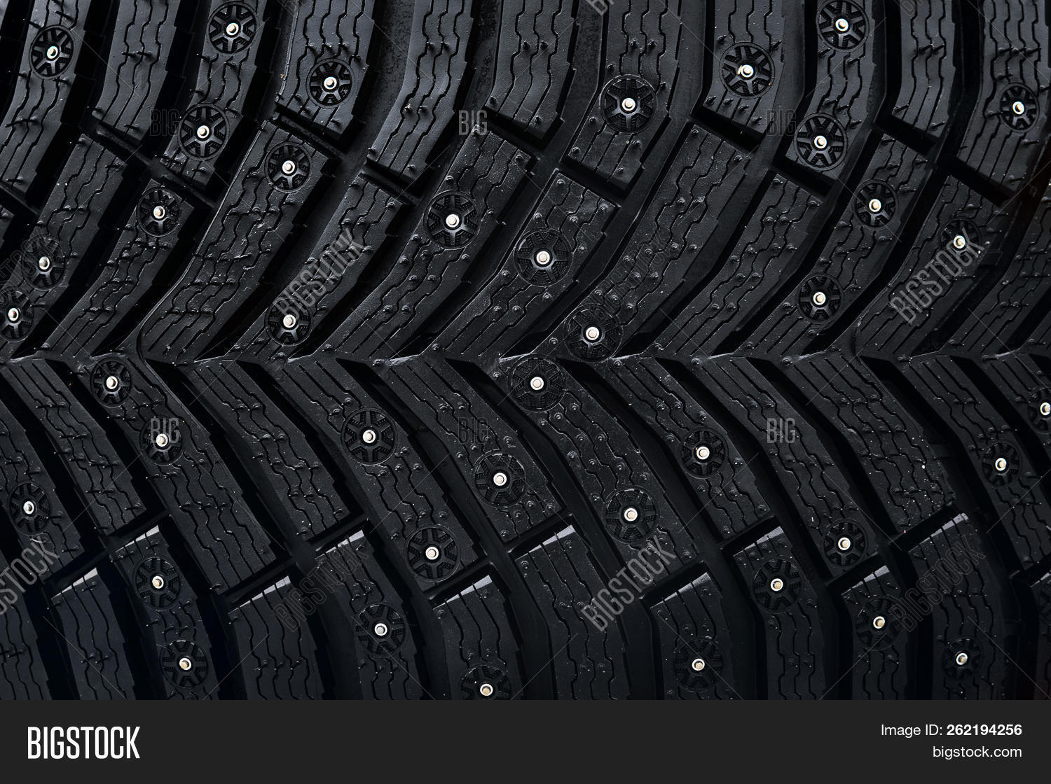abstract,art,auto,automobile,background,bike,black,car,closeup,concept,construct,construction,danger,decoration,design,detail,element,graphic,gray,horizontal,illustration,mark,modern,new,pattern,print,protector,race,realistic,repeat,road,rubber,speed,stud,studded,technology,texture,tire,trace,track,transportation,tread,truck,tyre,vehicle,wallpaper,wheel