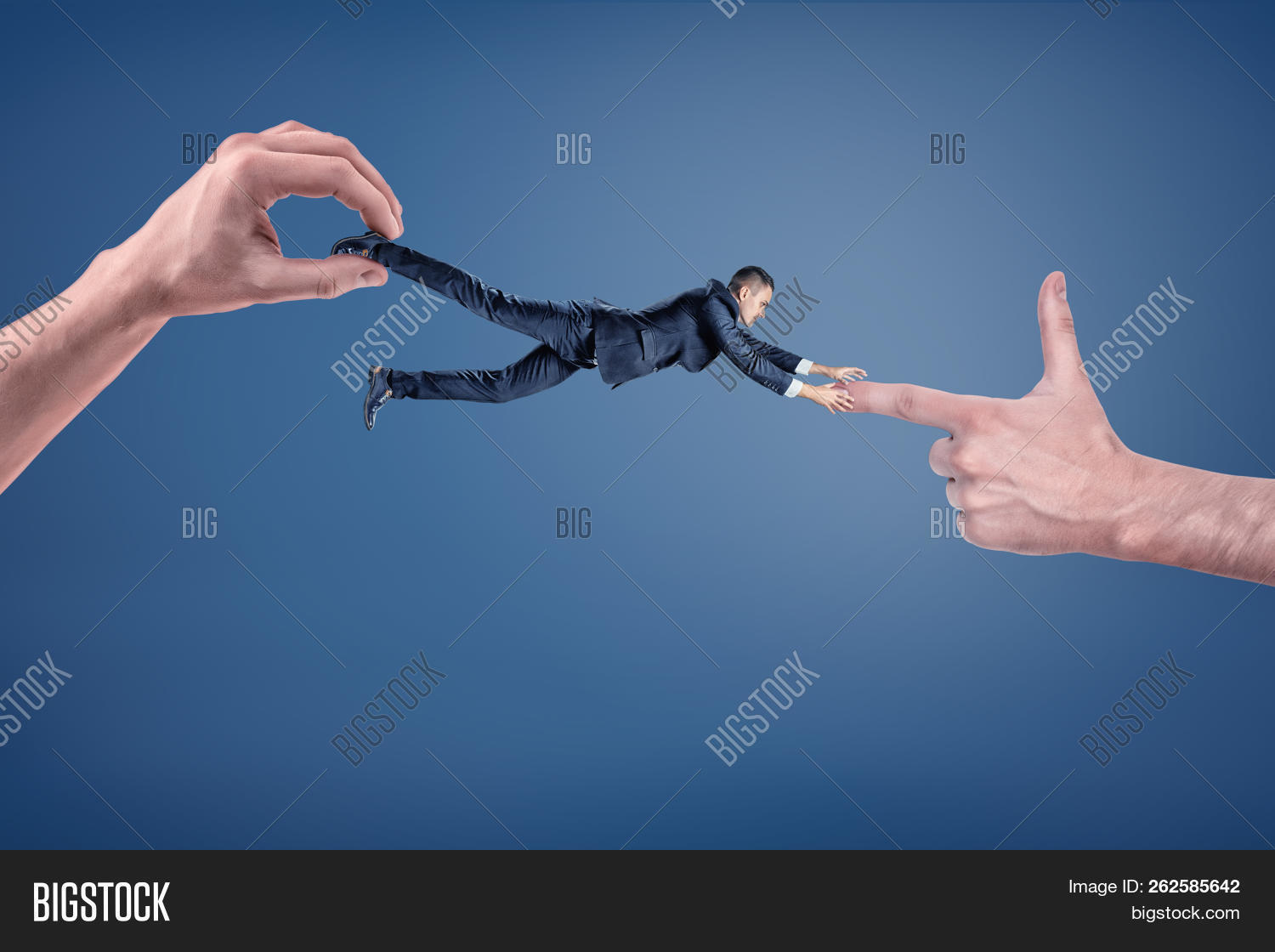 accusation,adult,aggressive,aggressor,away,big,boss,business,businessman,career,caucasian,challenge,classy,danger,defensive,difficulty,dissatisfied,employee,finger,fired,gesture,giant,grab,guilty,gun,hand,hang,held,hold,hurt,job,lift,male,man,manager,pointing,pressure,professional,risk,small,smart,stress,subordinate,suit,threat,tiny,tug,victim,worker,young