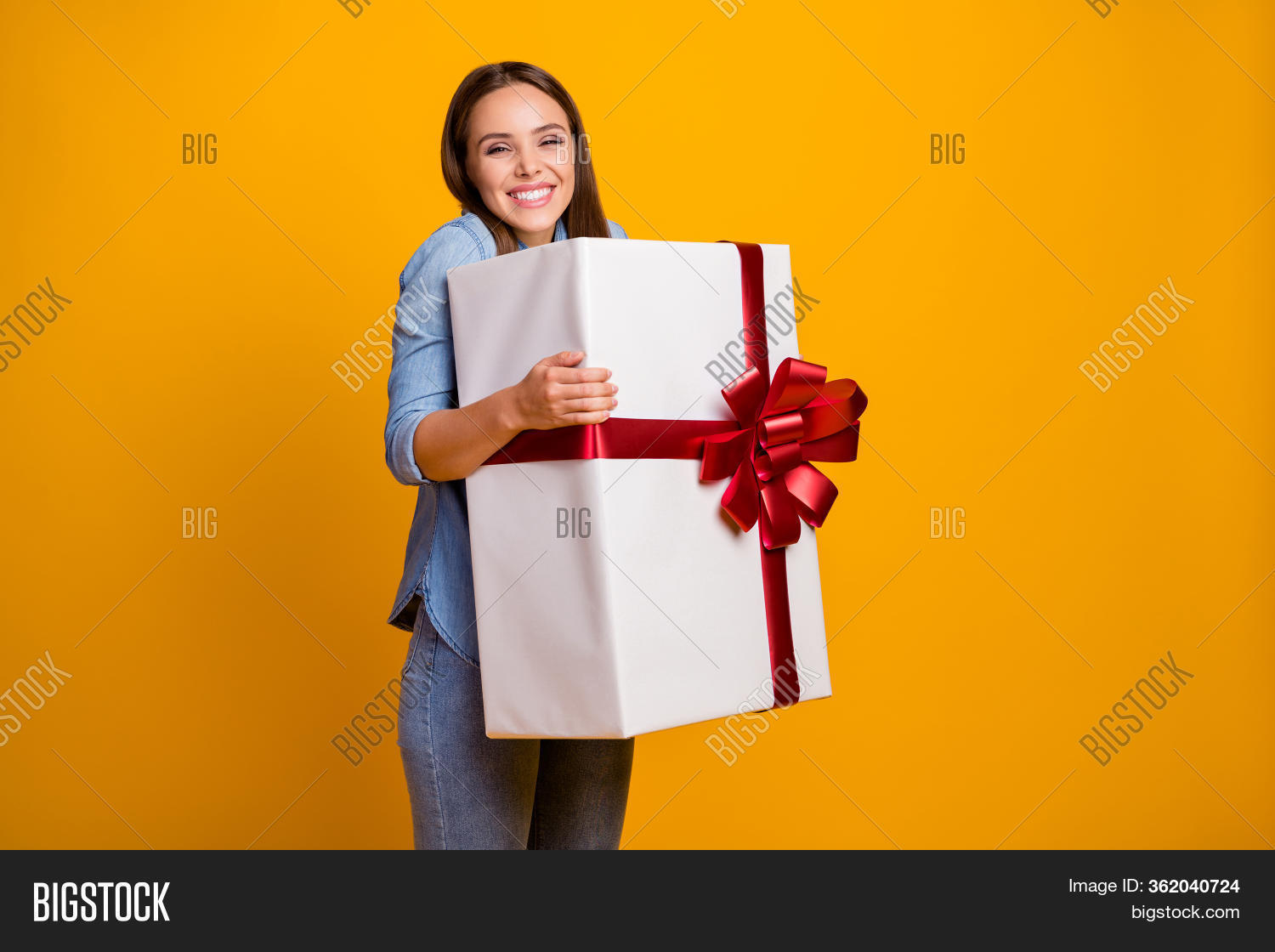 beautiful, 																					big, 																					birthday, 																					box, 																					bright, 																					brown, 																					casual, 																					celebration, 																					cheerful, 																					day, 																					denim, 																					desire, 																					dream, 																					embrace, 																					emotion, 																					enjoy, 																					event, 																					excited, 																					fashion, 																					female, 																					fun, 																					funky, 																					get, 																					gift, 																					girl, 																					hair, 																					happy, 																					hipster, 																					hug, 																					jeans, 																					joy, 																					leisure, 																					lifestyle, 																					love, 																					model, 																					positive, 																					present, 																					receive, 																					shirt, 																					smile, 																					student, 																					stylish, 																					surprise, 																					trendy, 																					valentine, 																					white, 																					wish, 																					woman, 																					yellow, 																					young