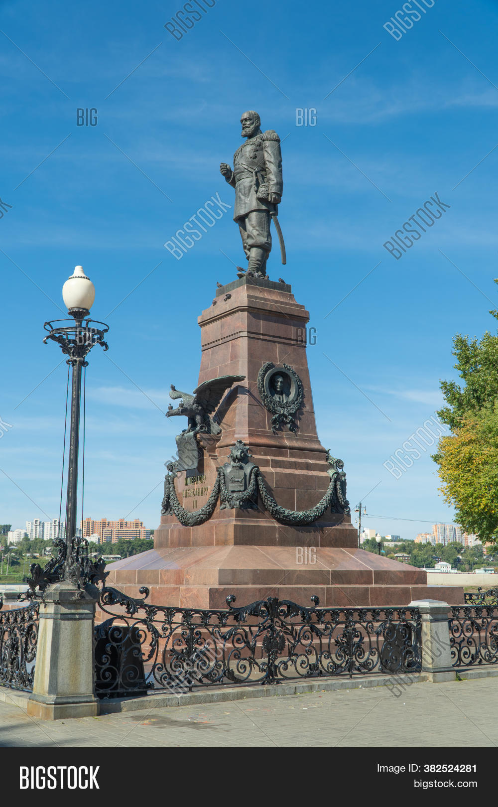 sky, 																					flowers, 																					winter, 																					bronze, 																					city, 																					third, 																					pedestal, 																					cityscape, 																					russian, 																					eagle, 																					memorial, 																					monument, 																					siberia, 																					sculpture, 																					snow, 																					statue, 																					stone, 																					sunlight, 																					iii, 																					king, 																					yellow, 																					day, 																					tourist, 																					square, 																					blue, 																					history, 																					black, 																					landmark, 																					empire, 																					tourism, 																					install, 																					plaza, 																					country, 																					tsar, 																					alexander, 																					excursion, 																					emperor, 																					czar, 																					irkutsk, 																					russia, 																					town, 																					leaves, 																					travel, 																					historical, 																					summer, 																					build, 																					granite, 																					tree