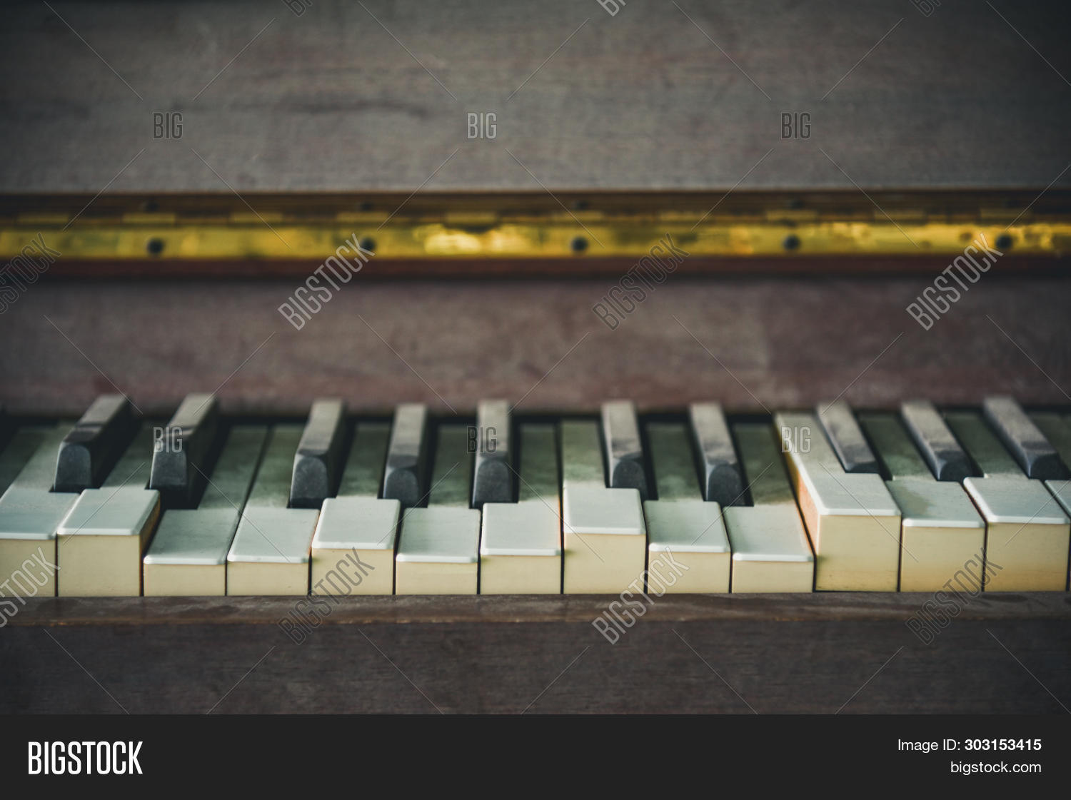 abstract,acoustic,aged,ancient,antique,art,audio,background,black,brown,classic,classical,close,color,cracked,creepy,dirt,dirty,furniture,grunge,grungy,instrument,ivory,jazz,key,keyboard,melody,music,musical,note,old,paint,piano,play,retro,rustic,sepia,sound,stained,texture,textured,tone,toned,up,vintage,white,wood,wooden,worn