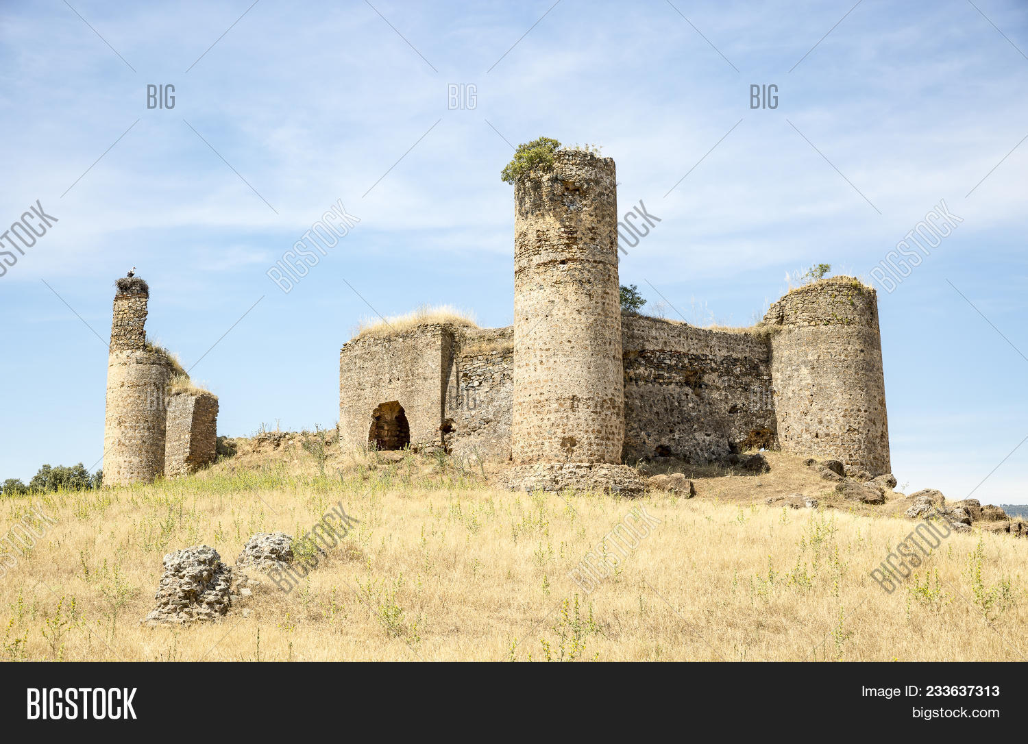 Jara,Real,andalucia,architecture,blue,brown,building,castle,defense,fort,fortress,guard,heritage,hill,historical,landscape,lookout,medieval,military,monument,nation,old,protection,ruins,season,sky,stone,summer,tourism,tower,wall,war