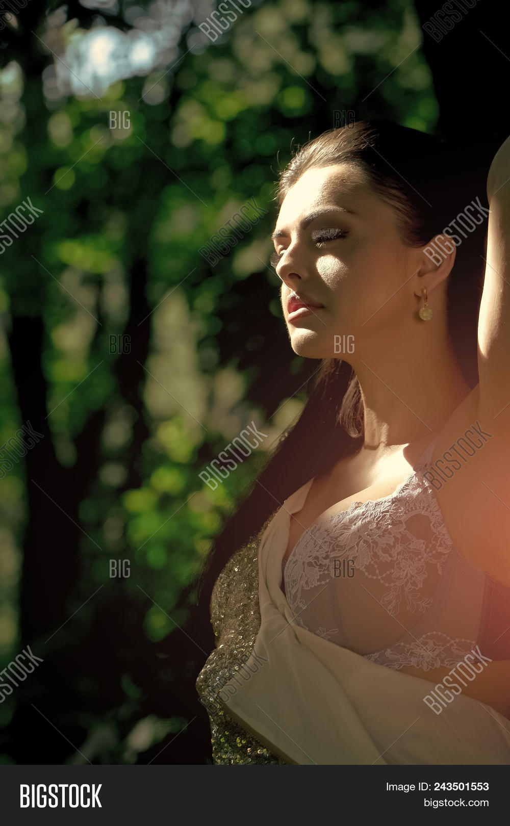 Cute Young Teen Undress