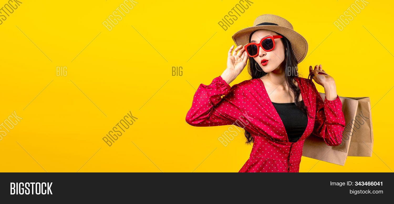 adult,amazing,asia,asian,attractive,background,bag,banner,beautiful,beauty,carefree,charming,cheerful,confident,consumerism,copy,delight,discount,dress,elegant,fancy,fashion,fun,girl,happy,hat,isolated,joyful,lady,lifestyle,millennial,model,people,portrait,positive,pretty,purchase,red,sale,shop,shopaholic,shopper,shopping,space,standing,summer,trendy,woman,yellow