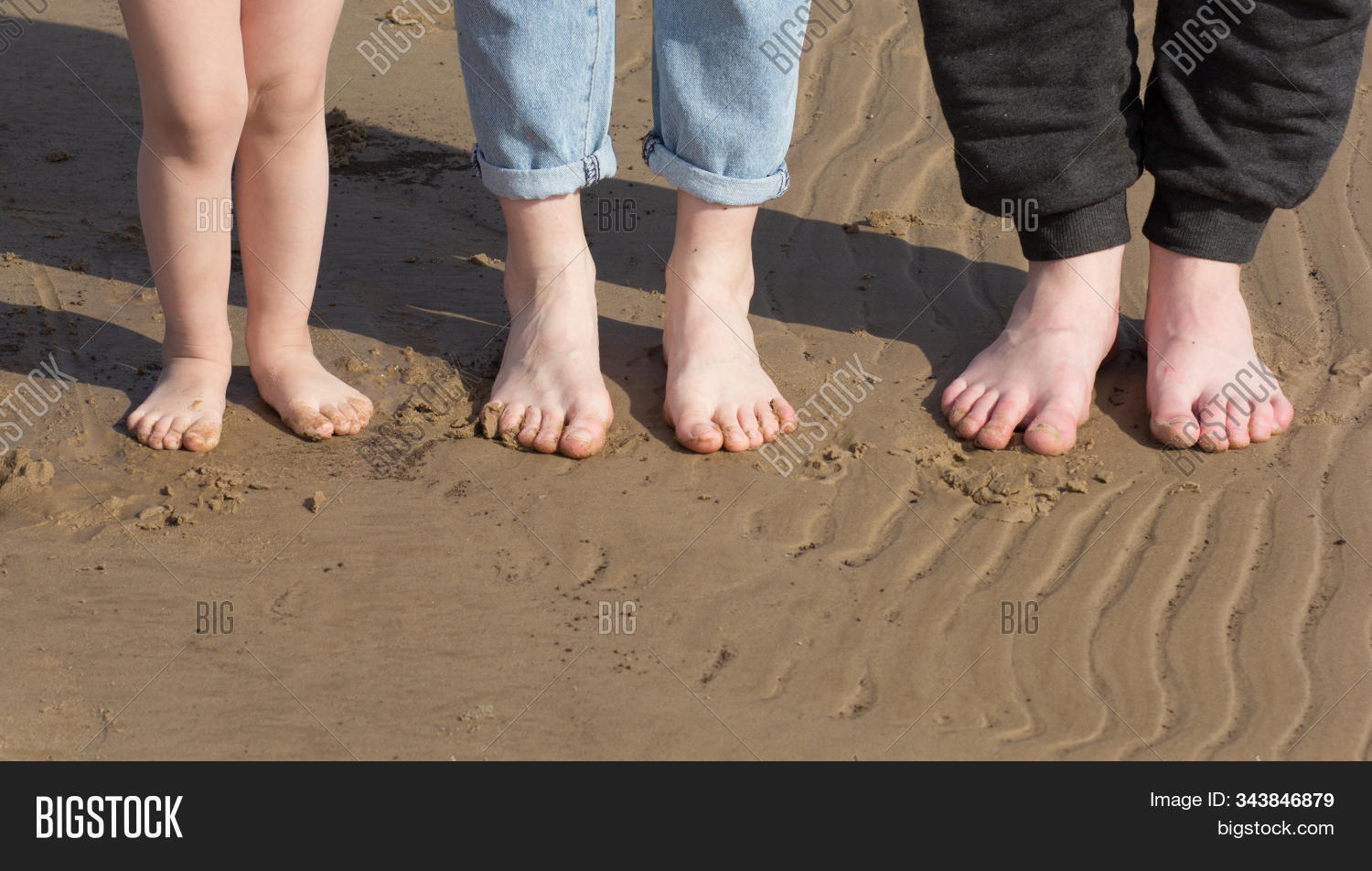 Child,Preschooler,barefoot,beach,benefit,childhood,coast,family,feet,foot,gait,girl,ground,health,healthy,innocence,kid,line,little,love,man,naturally,relationship,relatives,respect,riverside,row,sand,seaside,small,standing,toddler,togetherness,woman,young