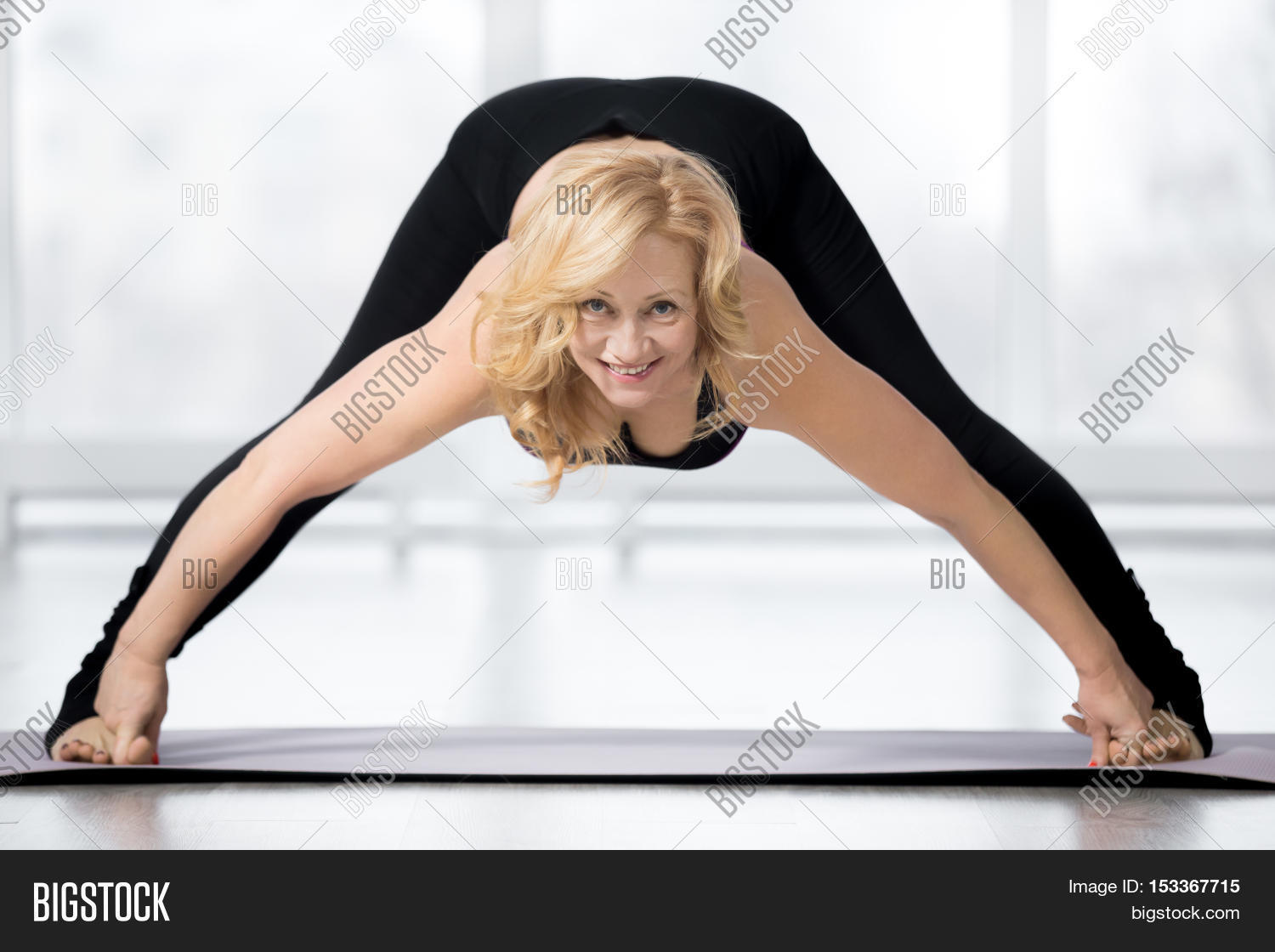 warming,50s,60s,Legged,Wide,active,activity,adult,aerobic,aged,asana,beautiful,beginner,bend,elderly,exercise,female,flexibility,flexible,flexing,fold,girl,gym,gymnastics,healthy,indoor,lady,lean,lifestyle,model,old,older,people,person,pilates,practice,professional,retired,retirement,routine,senior,smiling,training,vinyasa,wellbeing,wellness,woman,yoga,yogi