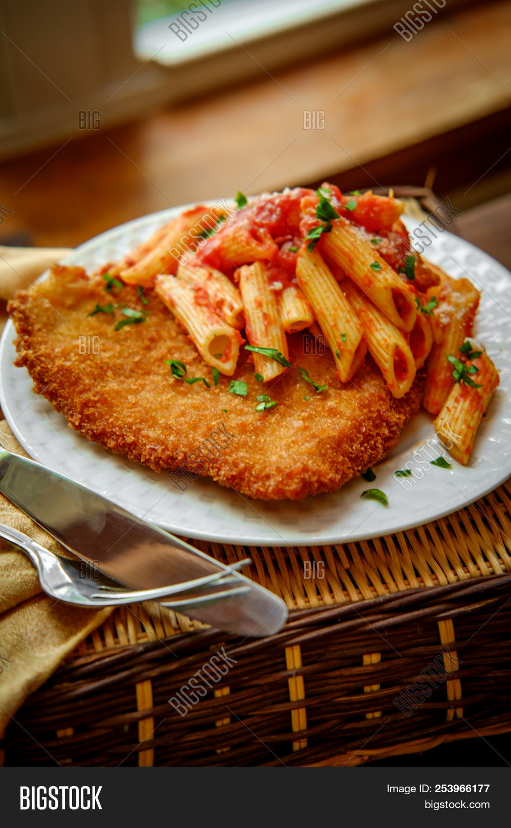austrian,baked,beef,breaded,breast,cheese,chicken,cooking,crispy,cuisine,cutlet,dinner,dish,food,fried,german,italian,meal,meat,mutton,noodles,parm,parmesan,parmesean,parsley,pasta,penne,plate,pork,poultry,recipe,red,restaurant,sauce,schnitzel,supper,tomato,turkey,veal