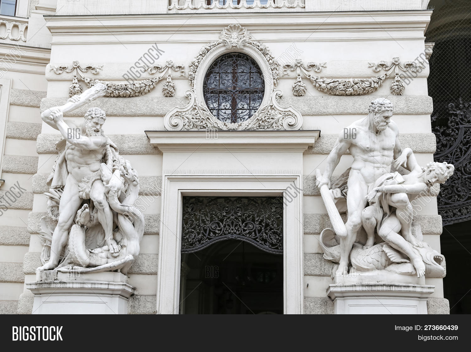 Empress,Maria,Platz,Theresia,Theresien,austria,austrian,capital,europe,landmark,monument,osterreich,sculpture,statue,travel,vienna,wien