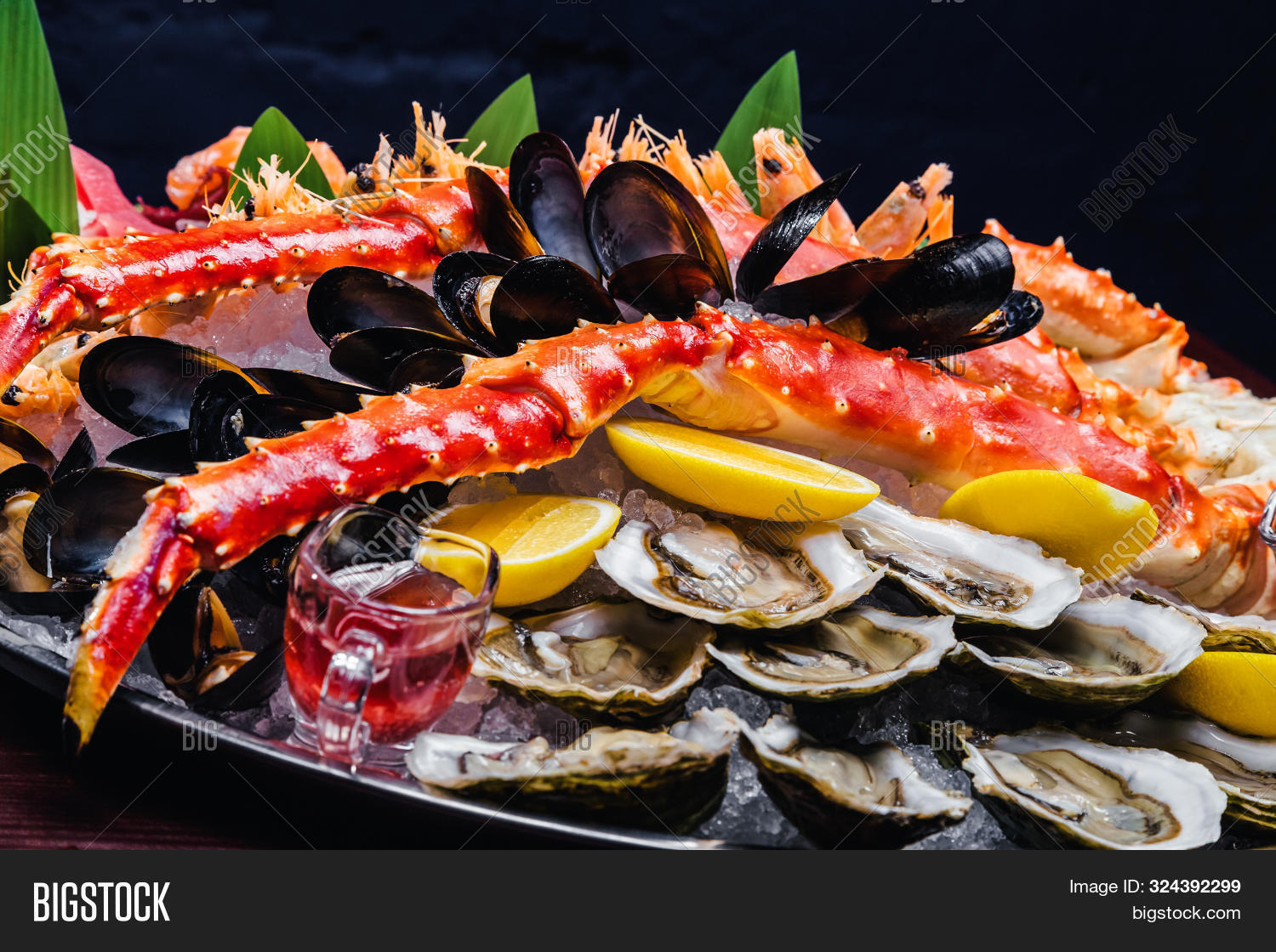 art,background,black,catch,choice,clams,claw,cooked,crab,crustacean,cuisine,delicious,dinner,eat,fish,food,fresh,gourmet,ice,ingredient,kitchen,lemon,lime,lobster,luxury,market,meal,mediterranean,menu,mussels,nature,octopus,overhead,oysters,parsley,plate,prawn,prepared,raw,restaurant,salmon,sea,seafood,shell,shellfish,shrimp,slate,stone,table