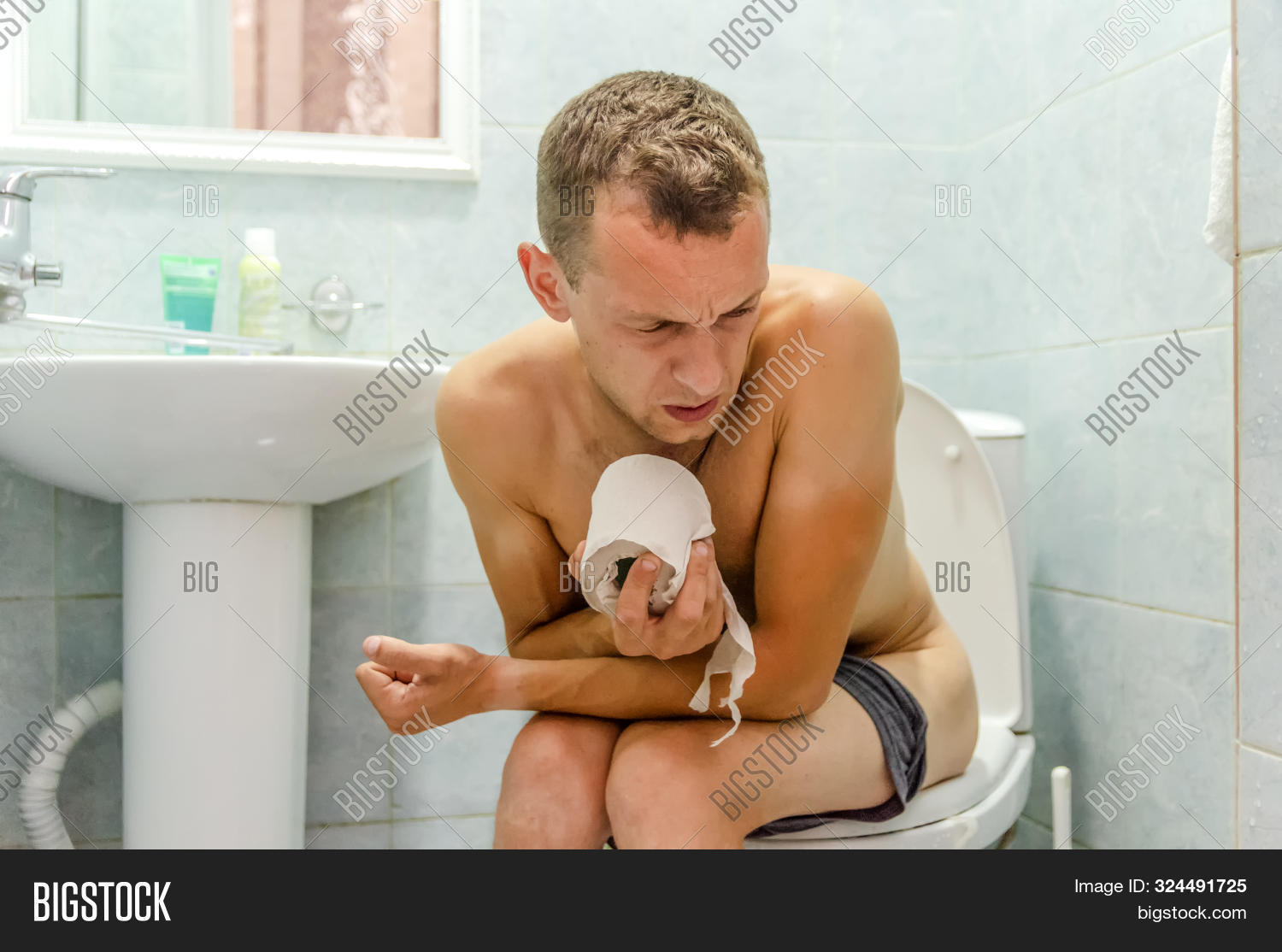 bath,bathroom,bowel,bowl,close-up,concept,constipation,cupboard,defecate,detail,diarrhea,feces,grimace,hand,holding,home,house,household,hygiene,latrine,leg,look,male,man,mirror,object,pain,panties,paper,people,pipes,poop,porcelain,privacy,push,roll,sink,sitting,toilet,urinate,urine,writhe