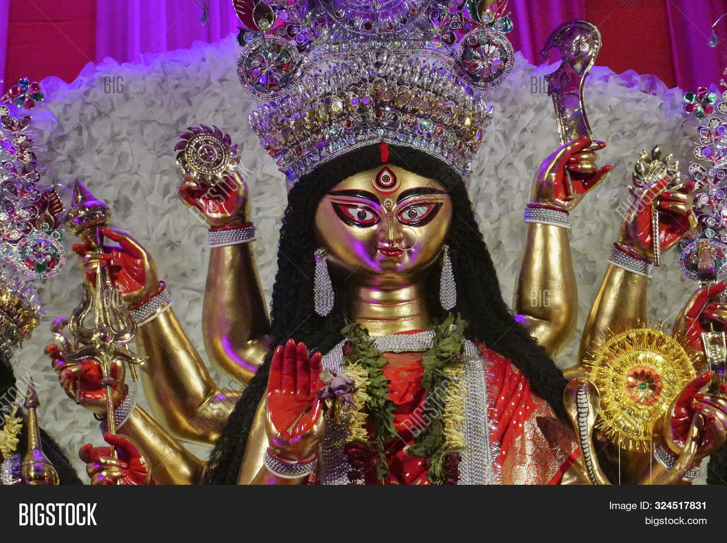 Bengalis,Kolkata,asia,asian,beautiful,bengal,calcutta,celebrate,celebration,ceremony,color,culture,dance,dasara,decoration,devotee,devotion,durga,dussera,face,festival,glow,god,goddess,group,hindu,hinduism,holiday,holy,idol,india,indian,joyful,night,pandal,people,portrait,prayer,priest,puja,religion,religious,ritual,sacred,sculpture,smoke,spiritual,temple,traditional,worship