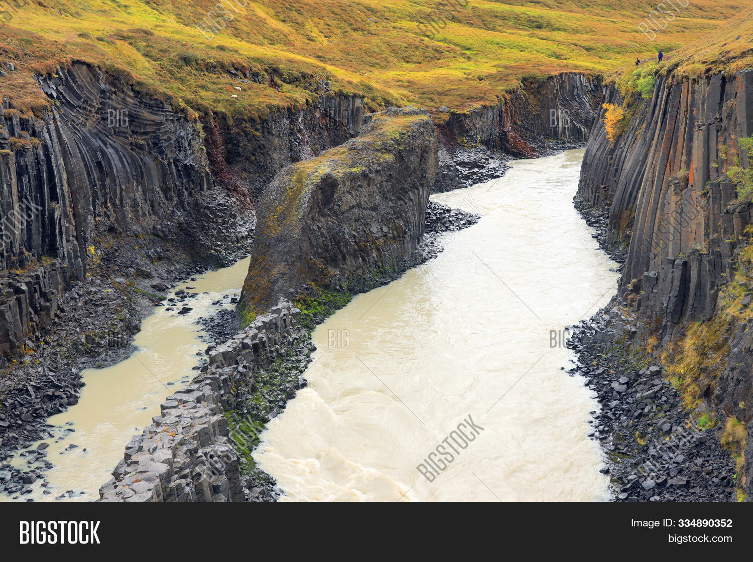 atlantic,background,basalt,beautiful,breathtaking,canyon,cascade,cliff,columns,country,dawn,destination,discover,discovery,dramatic,environment,extreme,flow,geology,highlands,holiday,iceland,icelandic,incredible,island,landmark,landscape,majestic,mount,mountain,mountaineering,nature,nordic,panoramic,pillar,river,rock,rocky,scenery,scenic,stone,studlagil,travel,view,volcanic,water,waterfall,wilderness