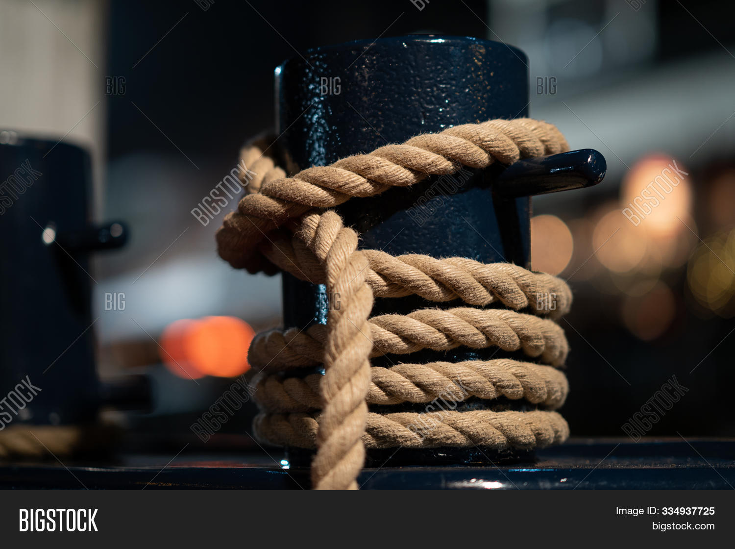 anchor,background,blue,boat,boating,bollard,cable,deck,detail,dock,equipment,harbor,harbour,industrial,iron,jetty,knot,line,marina,marine,maritime,metal,moor,mooring,nautical,ocean,old,pier,port,quay,rope,safety,sailing,sea,seaside,ship,shipping,steel,tie,tied,transport,transportation,travel,vessel,water,yacht