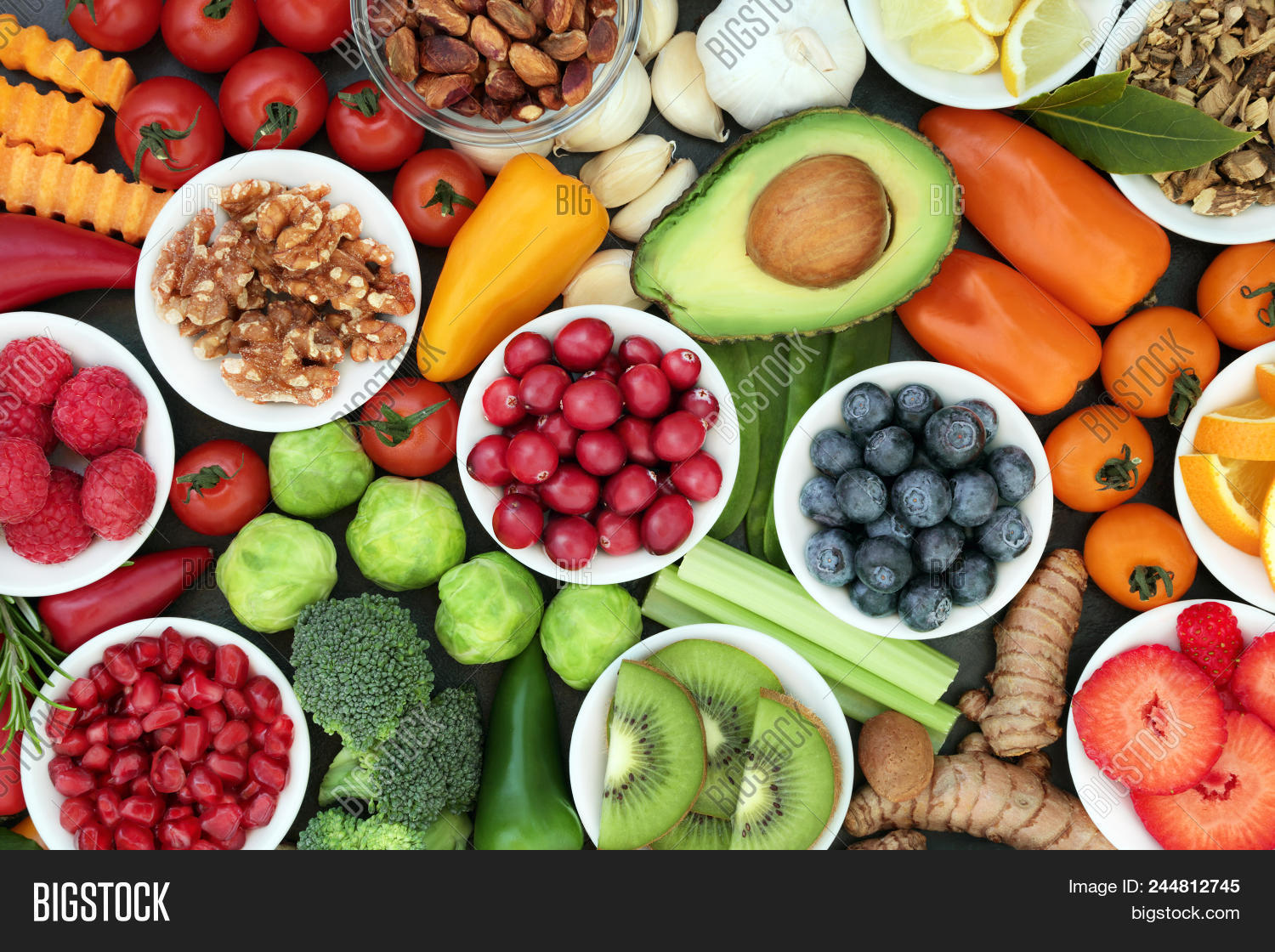 anthocyanins,antioxidant,avocado,balanced,berry,blueberry,cereal,concept,cranberry,cuisine,detox,diet,dietary,dieting,fiber,fibre,fitness,flat lay,food,fruit,good health,grain,health,healthy,healthy eating,healthy lifestyle,herb,ingredient,macrobiotic,natural,nourishment,nutrition,nutritious,organic,protein,raspberry,smart carbohydrate,spice,super food,superfood,top view,turmeric,vegan,vegetable,vegetarian,vitamin,walnut,well being,whole food,wholesome