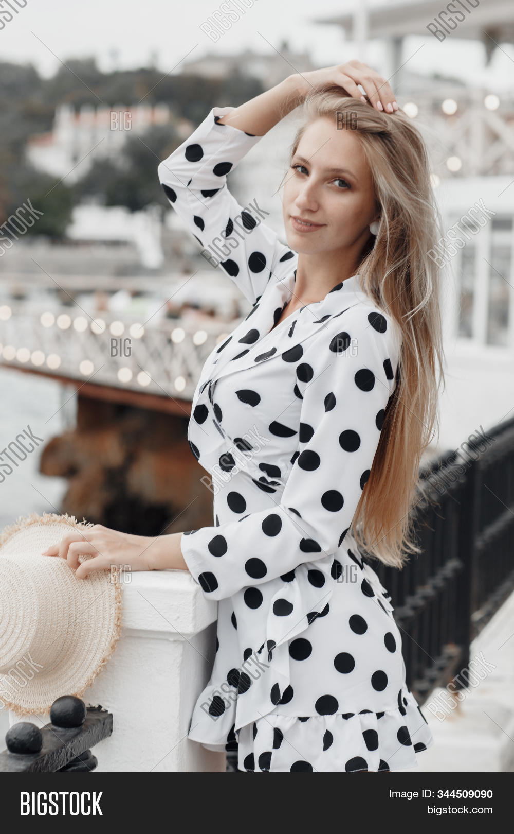 20-25,years,old,attractive,beautiful,beauty,blonde,season,sexy,smile,cute,spring,casual,caucasian,cheerful,city,european,eyes,face,fashion,blogger,female,girl,glam,glamour,white,hair,happy,human,lady,lifestyle,look,model,one,person,outdoor,people,pleased,portrait,posing,pretty,satisfied,street,style,stylish,summer,urban,woman,young