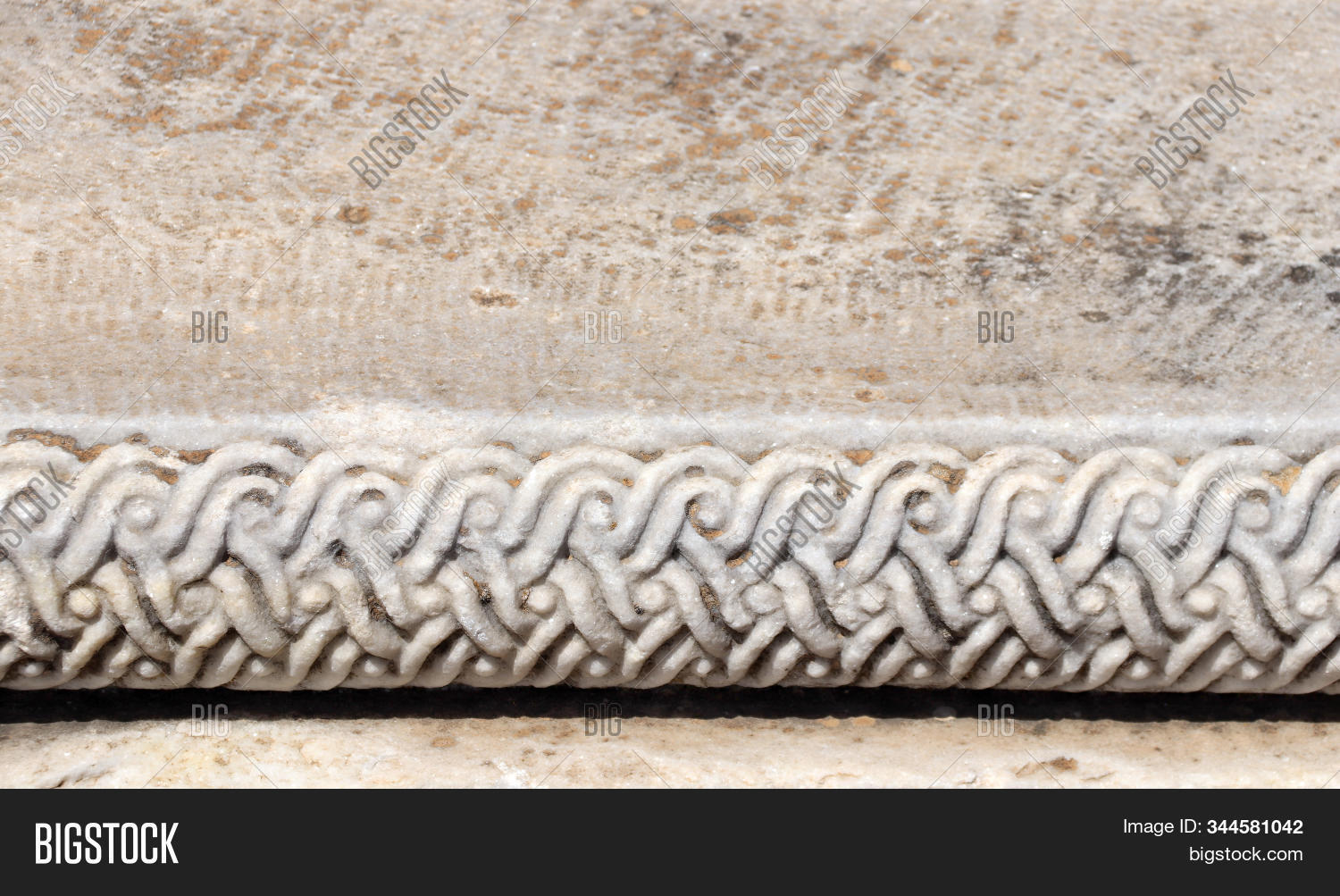 ancient,antique,arabesque,art,asian,background,bergama,border,carved,closeup,copy space,craft,craftsmanship,culture,decor,decoration,decorative,design,detail,elegant,element,engraved,exterior,floral,frame,frieze,geometric,marble,material,mock up,native,natural,old,ornament,ornamental,ornate,pattern,pergamon,pergamum,stone,style,surface,template,texture,traditional,turkey,vintage,warm