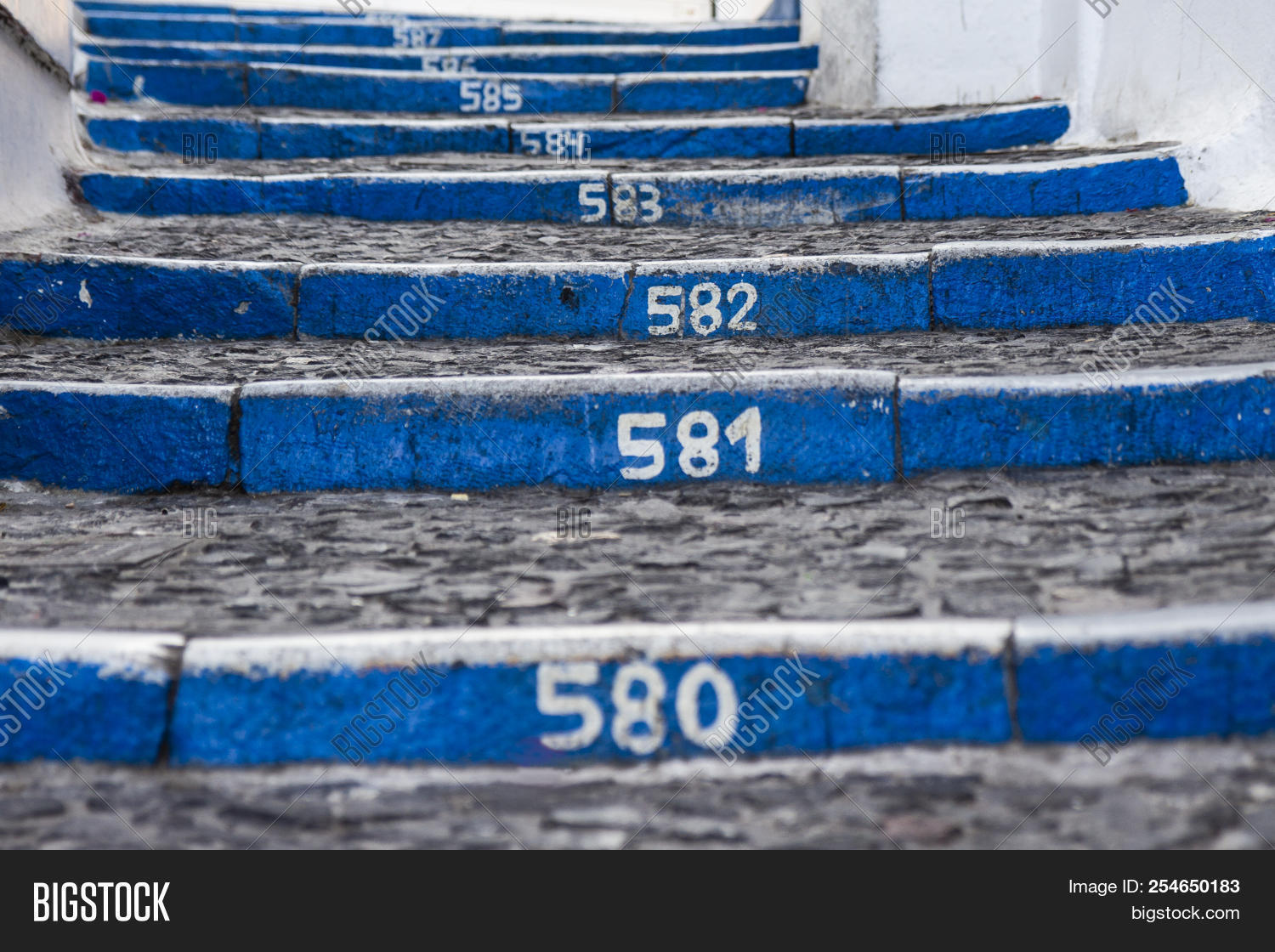 600,aegean,architecture,background,beach,beautiful,beauty,blue,building,culture,cyclades,europe,greece,greek,holiday,hotel,house,island,landscape,lifestyle,mediterranean,numbered,numbers,oia,romantic,santorini,scenery,scenic,sea,sky,stair,staircase,steps,street,style,summer,sunset,thira,tourism,traditional,travel,up,vacation,view,white