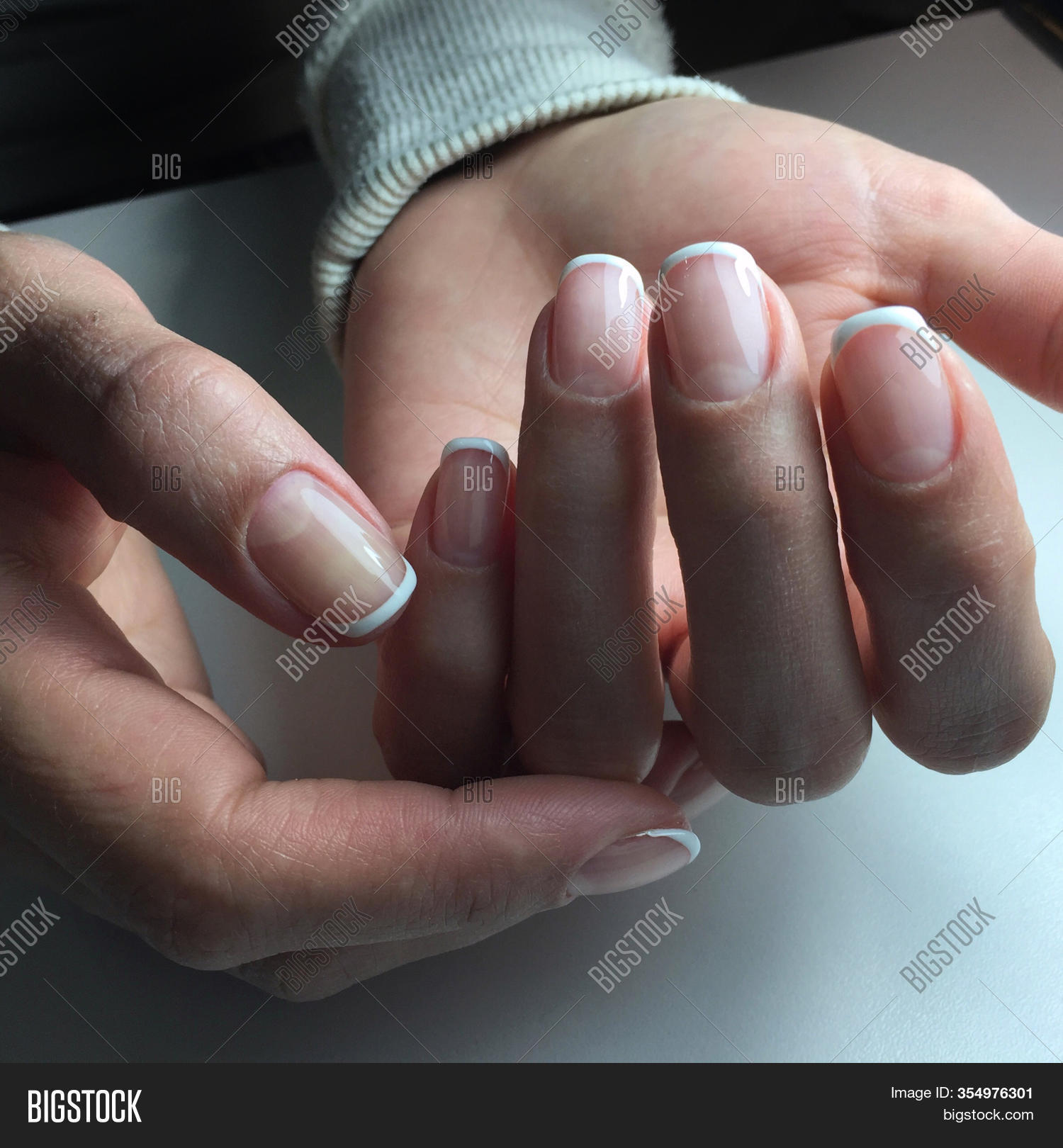 manicure, 																					design, 																					finger, 																					care, 																					manicured, 																					bright, 																					gel, 																					close-up, 																					hand, 																					color, 																					female, 																					stylish, 																					style, 																					closeup, 																					shiny, 																					glitter, 																					fingernail, 																					smooth, 																					cuticle, 																					pastel, 																					nail, 																					beautiful, 																					applying, 																					arm, 																					background, 																					beauty, 																					body, 																					bodypart, 																					celebration, 																					clean, 																					concept, 																					cosmetic, 																					creative, 																					elegant, 																					enamel, 																					glamour, 																					health, 																					lacque, 																					polish, 																					salon, 																					skin, 																					varnish, 																					woman, 																					young