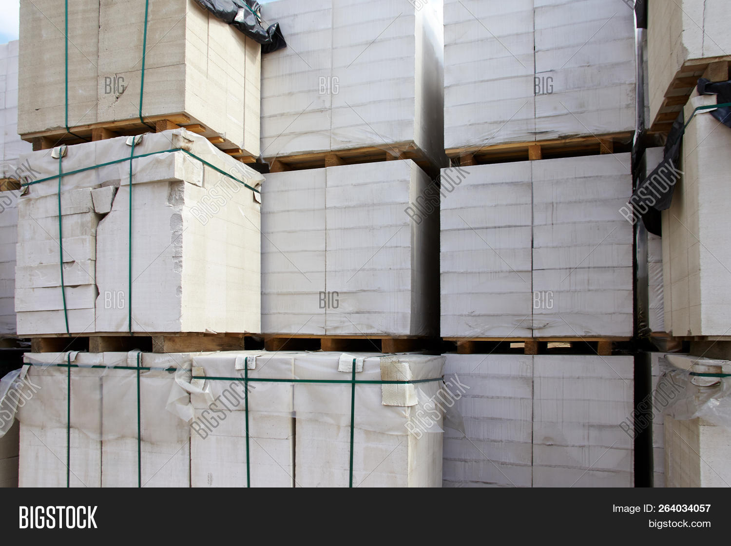 Download New Aerated Concrete Blocks On Pallets Stored At Warehouse Image Stock Photo 264034057