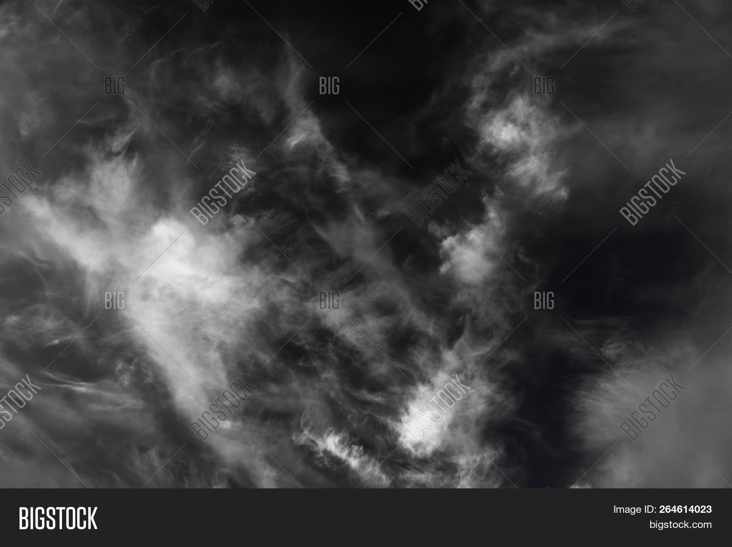 apocalypse,armageddon,atmosphere,background,black,climate,cloud,cloudscape,cloudy,danger,dark,darkness,dramatic,dusk,gloomy,gray,grey,heaven,heavy,leaden,meteorology,moody,natural,nature,nobody,ominous,overcast,rain,raincloud,rainy,scene,scenic,shadow,sky,spirituality,storm,stormy,thunder,thunderstorm,weather