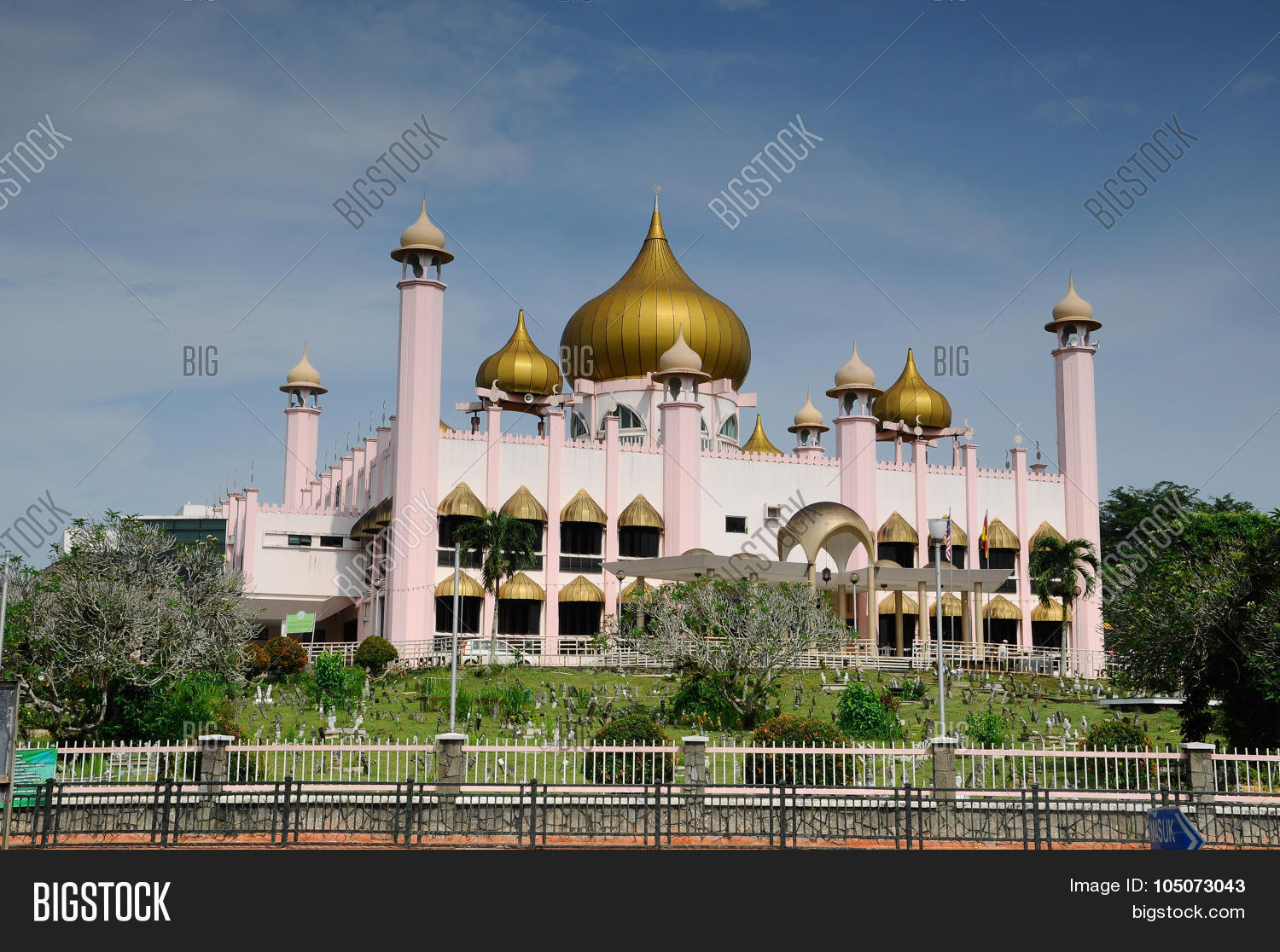 ablution,allah,architecture,asia,centre,crescent,decorative,design,doa,dome,element,exterior,facade,garden,geometry,gold,grave,hall,hill,history,interior,islam,kuching,landmark,landscape,malay,malaysia,masjid,mihrab,minaret,minbar,modular,mosque,muhammad,muslim,pattern,pray,public,pulpit,recite,religion,river,state,structure,tomb,tourist,traditional,visit,worship,worshipper