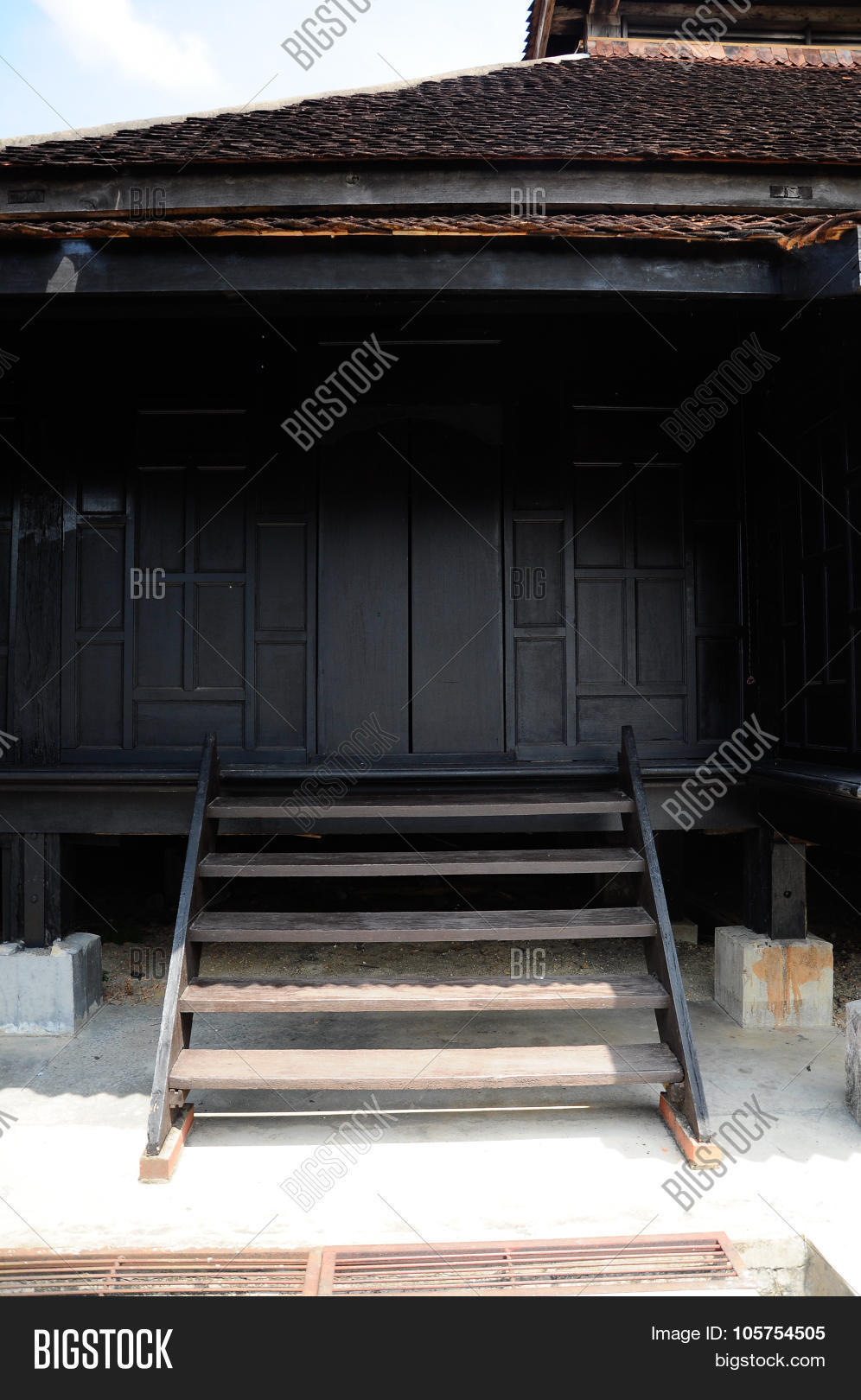 ablution, 																					allah, 																					architecture, 																					building, 																					carpenter, 																					centre, 																					community, 																					craft, 																					craftsman, 																					design, 																					element, 																					elevation, 																					exterior, 																					facade, 																					history, 																					interaction, 																					interior, 																					islam, 																					kelantan, 																					landmark, 																					malaysia, 																					masjid, 																					meeting, 																					mihrab, 																					minaret, 																					minbar, 																					mosque, 																					muhammad, 																					muslim, 																					nilam, 																					pillar, 																					pinnacle, 																					pray, 																					public, 																					puri, 																					quran, 																					recite, 																					religion, 																					relocate, 																					skill, 																					style, 																					timber, 																					tourist, 																					traditional, 																					tropical, 																					visit, 																					wood, 																					worship