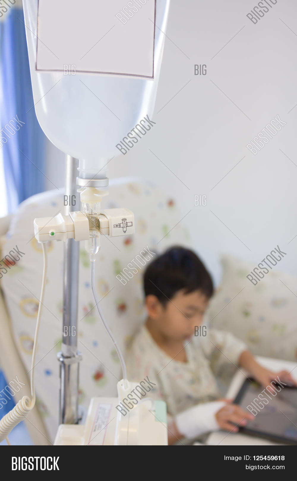 6-7,asian,automatic,boy,care,child,childhood,control,drip,equipment,health,hospital,ill,illness,infection,infusion,injection,instrument,intravenous,iv,kid,liquid,machine,medical,medication,medicine,patient,people,person,recovery,retro,room,saline,sick,sickbed,sickness,solution,tablet,treatment,vertical,vintage,ward,years,young,youthful