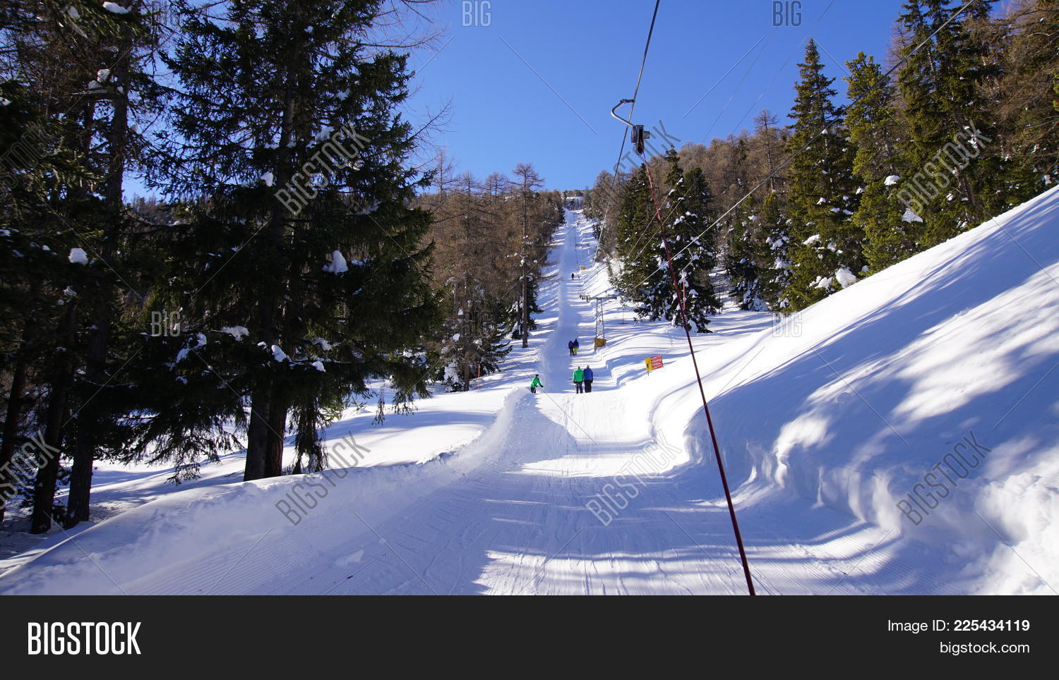 Bügellift,Schnee,Ski,Skilift,Snowboard,bäume,eischoll,schlepplift,skifahren,valais,wald,wallis,winter